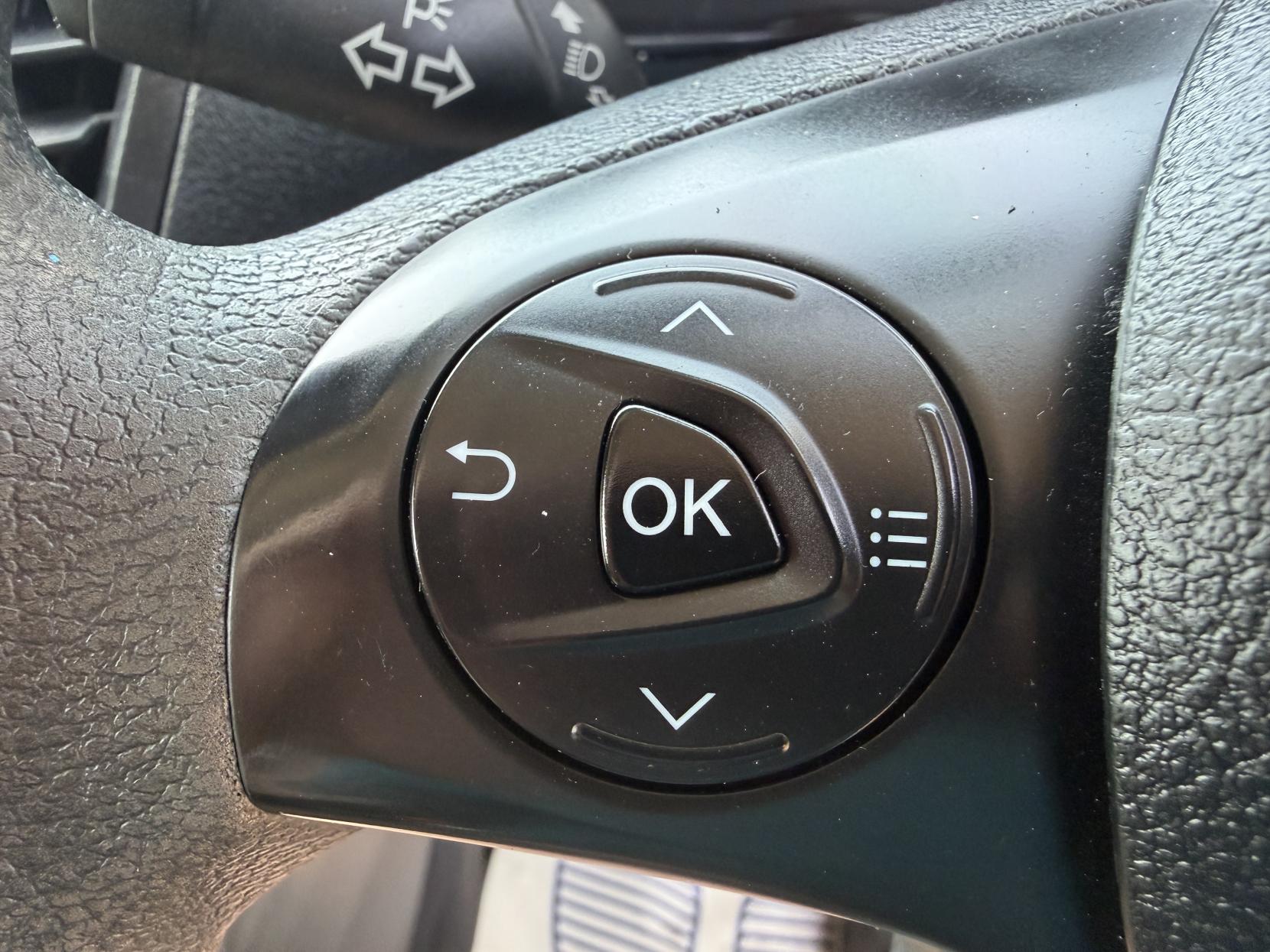 2020 Ford Transit Connect 1.5 240 EcoBlue Leader Panel Van 5dr Diesel Manual L2 Euro 6 (s/s) (100 ps) - Thumbnail 38