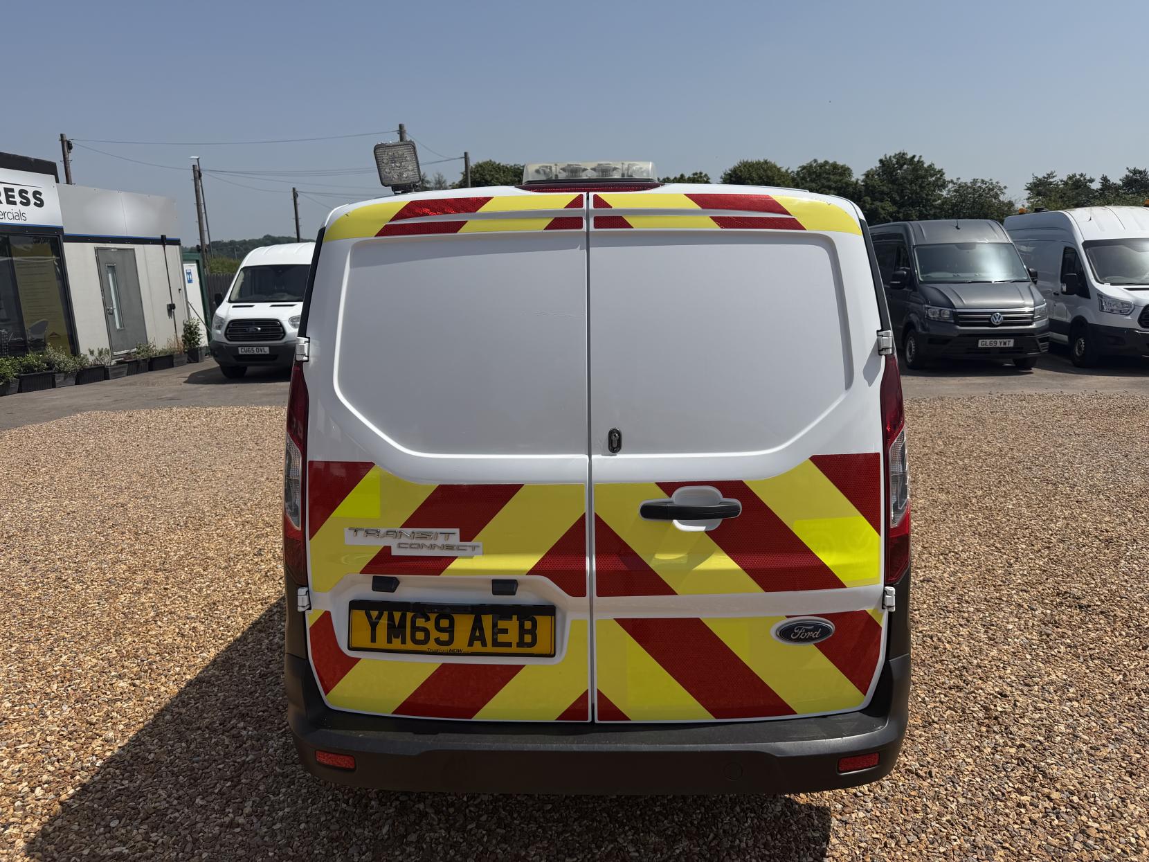 2020 Ford Transit Connect 1.5 240 EcoBlue Leader Panel Van 5dr Diesel Manual L2 Euro 6 (s/s) (100 ps) - Thumbnail 11