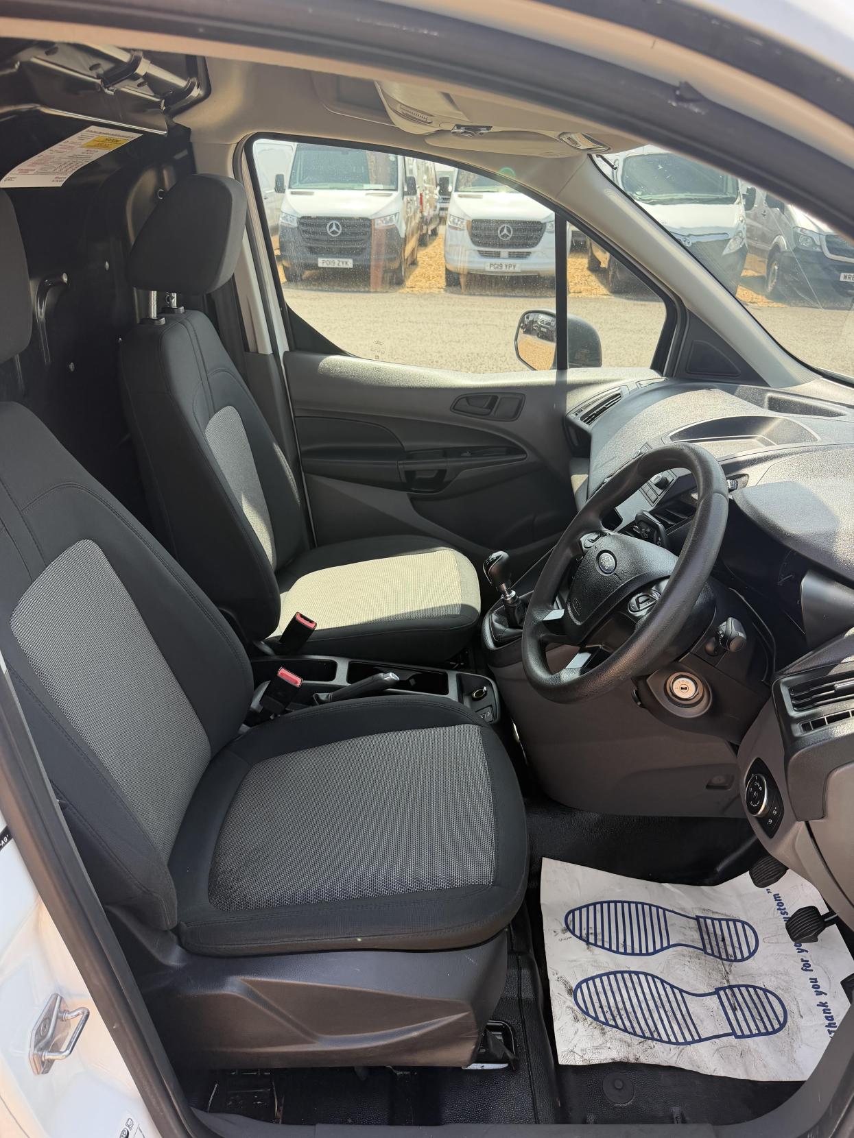 2020 Ford Transit Connect 1.5 240 EcoBlue Leader Panel Van 5dr Diesel Manual L2 Euro 6 (s/s) (100 ps) - Thumbnail 18