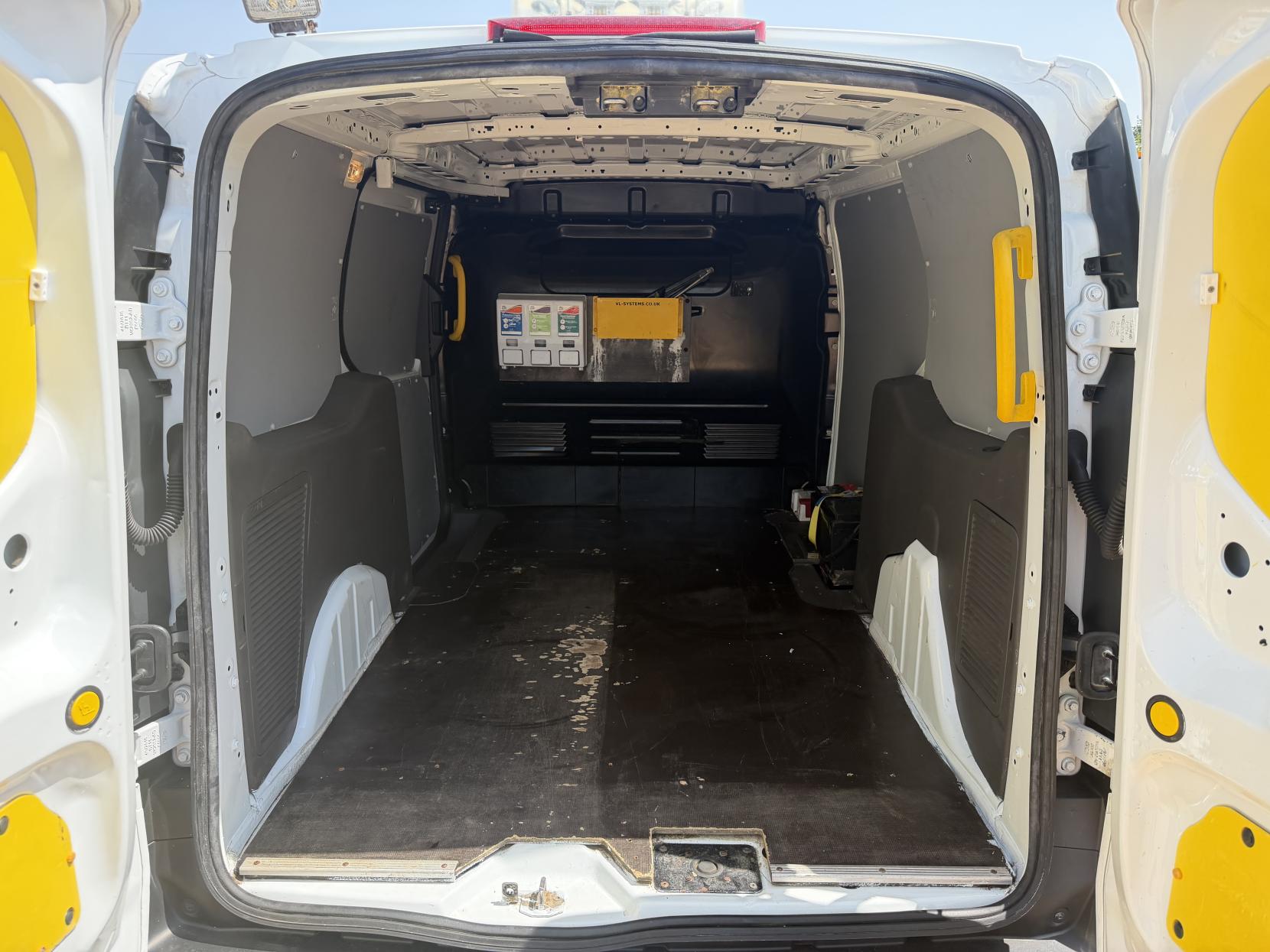 2020 Ford Transit Connect 1.5 240 EcoBlue Leader Panel Van 5dr Diesel Manual L2 Euro 6 (s/s) (100 ps) - Thumbnail 3