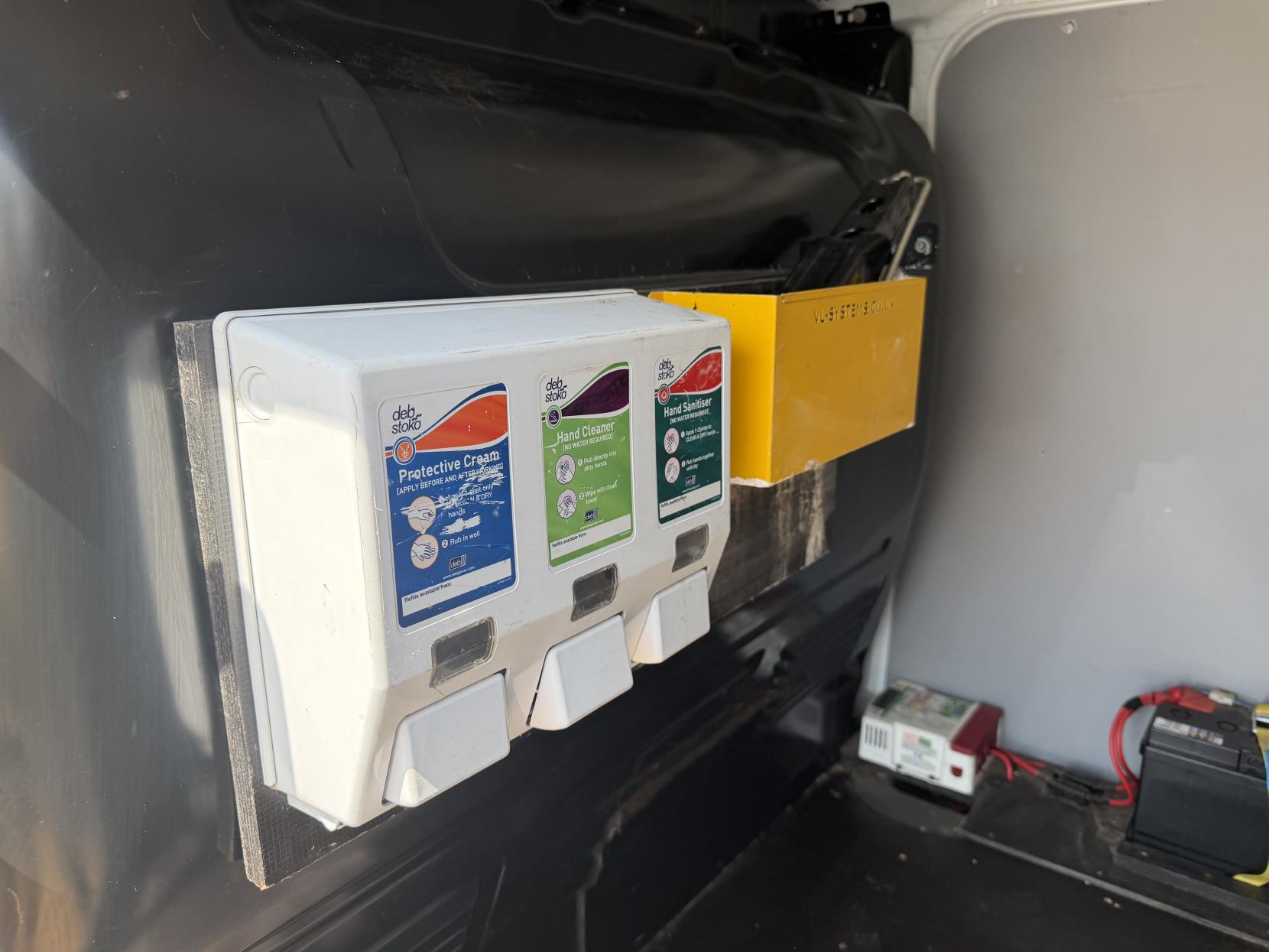 2020 Ford Transit Connect 1.5 240 EcoBlue Leader Panel Van 5dr Diesel Manual L2 Euro 6 (s/s) (100 ps) - Thumbnail 30