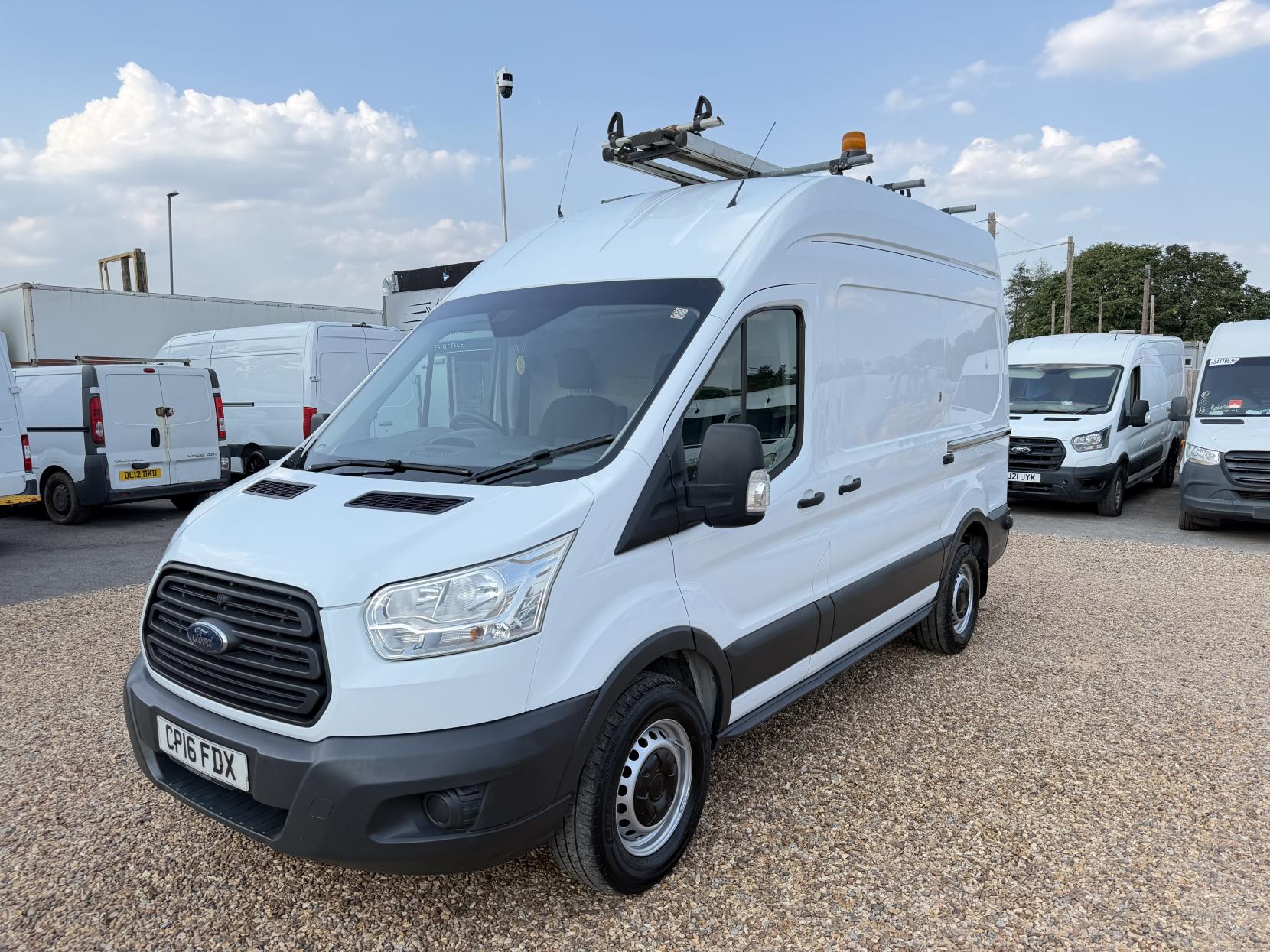 2016 Ford Transit 2.2 TDCi 350 Panel Van 5dr Diesel Manual RWD L2 H3 Euro 5 (155 ps) - Thumbnail 7