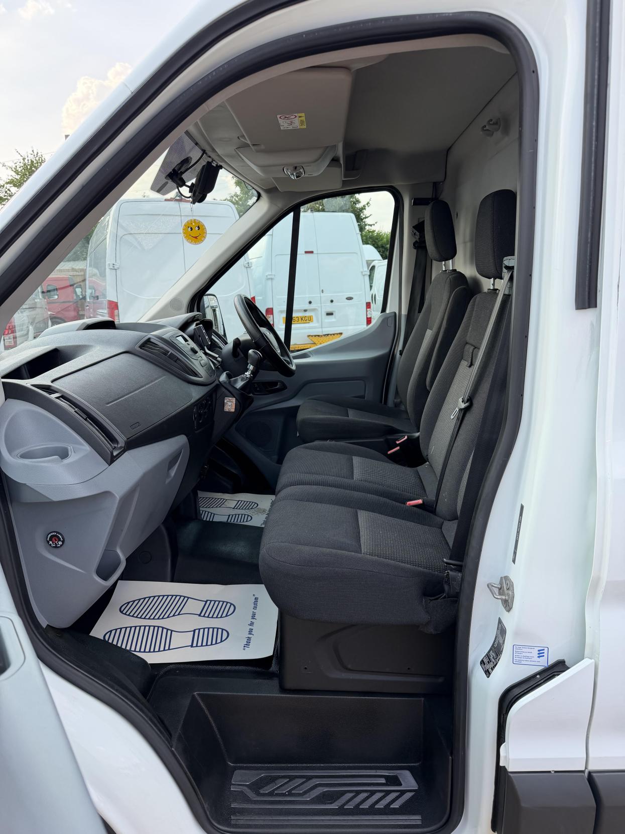 2016 Ford Transit 2.2 TDCi 350 Panel Van 5dr Diesel Manual RWD L2 H3 Euro 5 (155 ps) - Thumbnail 18