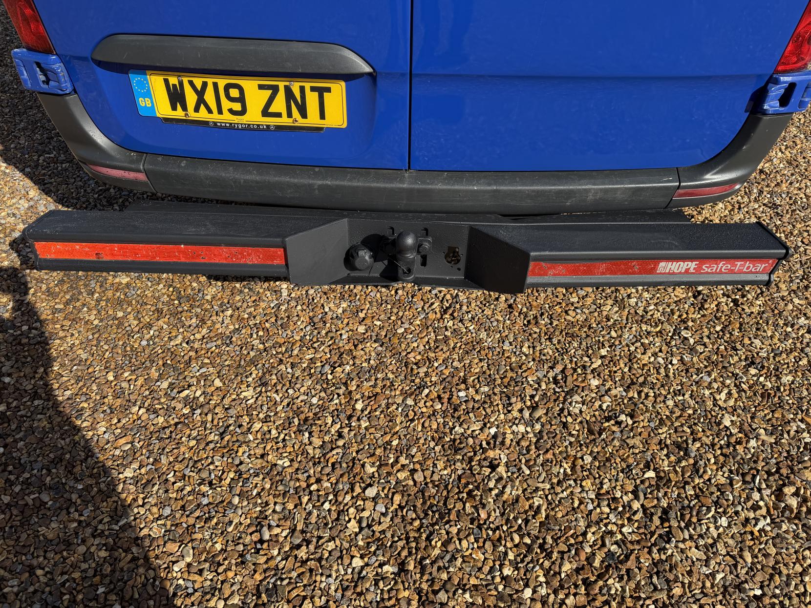 Mercedes-Benz Sprinter 2.1 314 CDI Panel Van 5dr Diesel Manual RWD L2 H2 Euro 6 (143 ps)