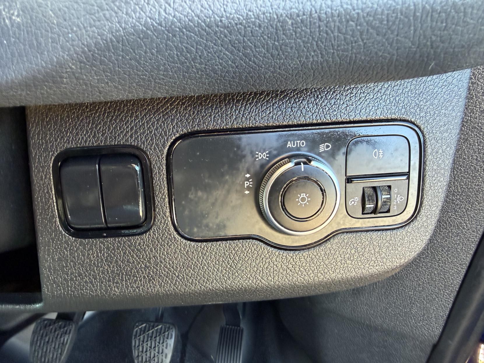 Mercedes-Benz Sprinter 2.1 314 CDI Panel Van 5dr Diesel Manual RWD L2 H2 Euro 6 (143 ps)