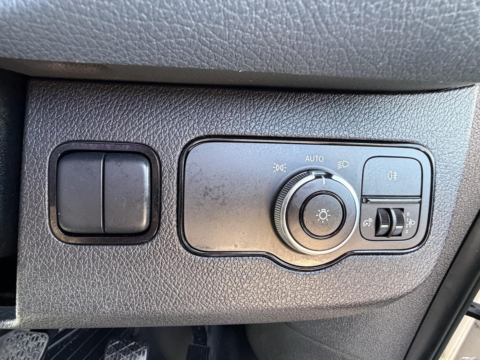 2019 Mercedes-Benz Sprinter 2.1 311 CDI Panel Van 5dr Diesel Manual RWD L3 H2 Euro 6 (114 ps) - Thumbnail 17