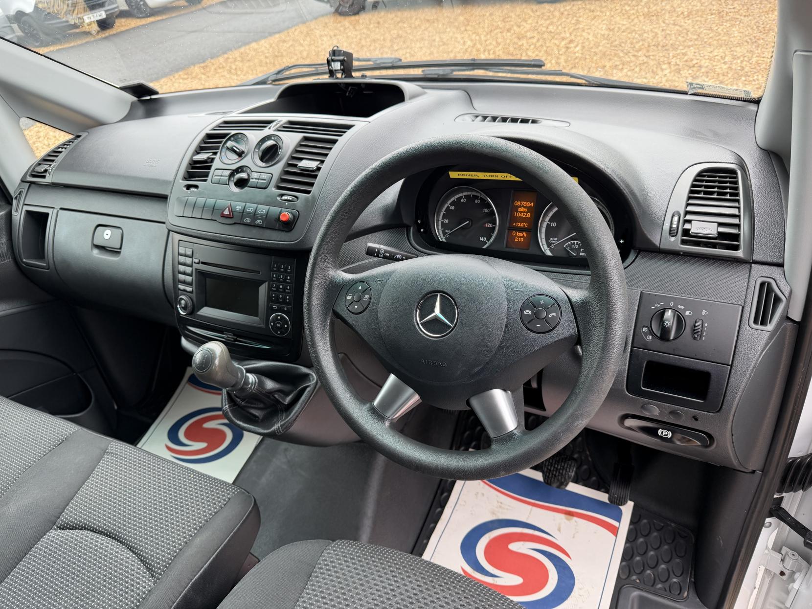 Mercedes-Benz Vito 2.1 113 CDi Dualiner Minibus 5dr Diesel Manual L1 (198 g/km, 136 bhp)