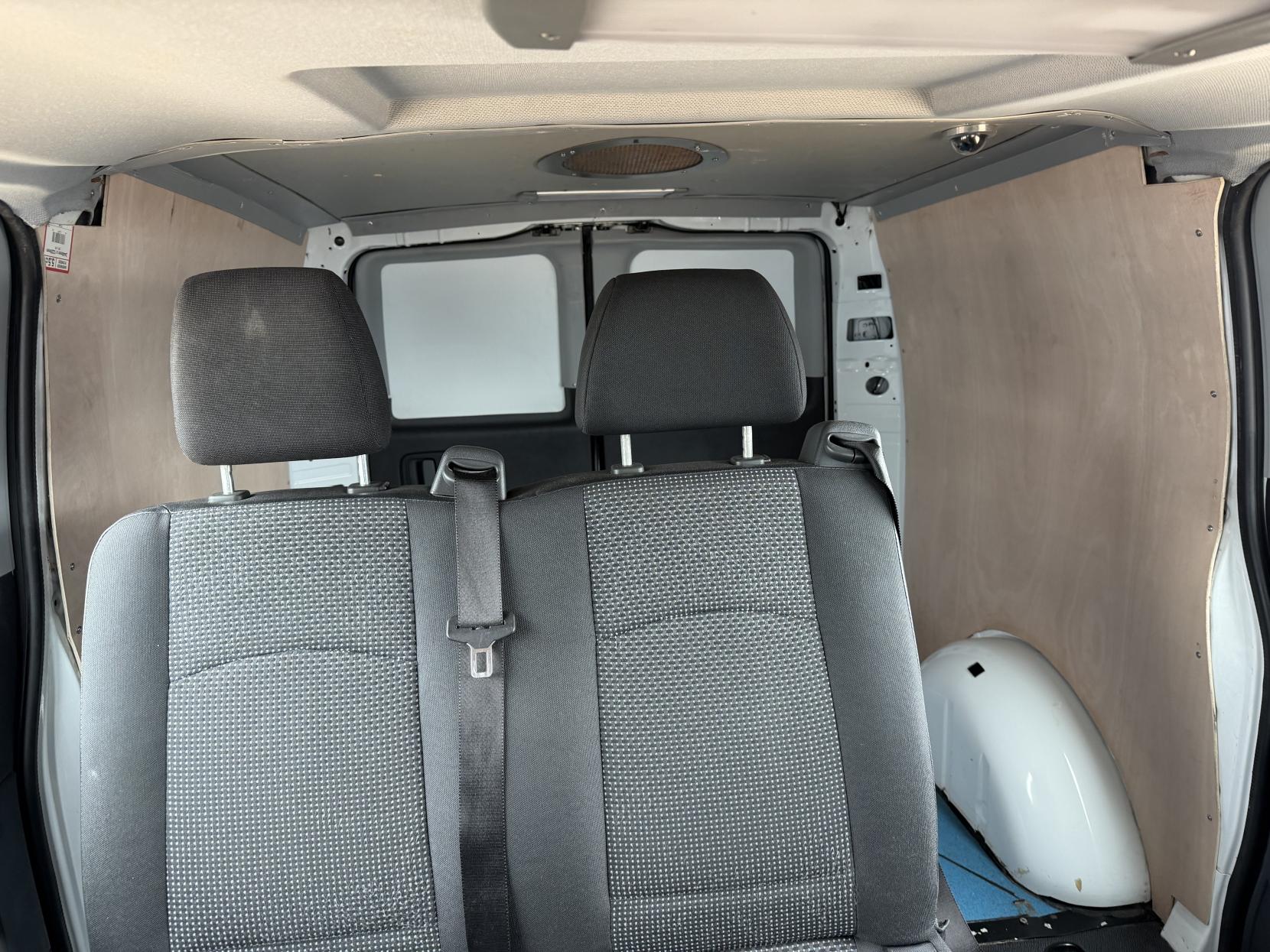 Mercedes-Benz Vito 2.1 113 CDi Dualiner Minibus 5dr Diesel Manual L1 (198 g/km, 136 bhp)