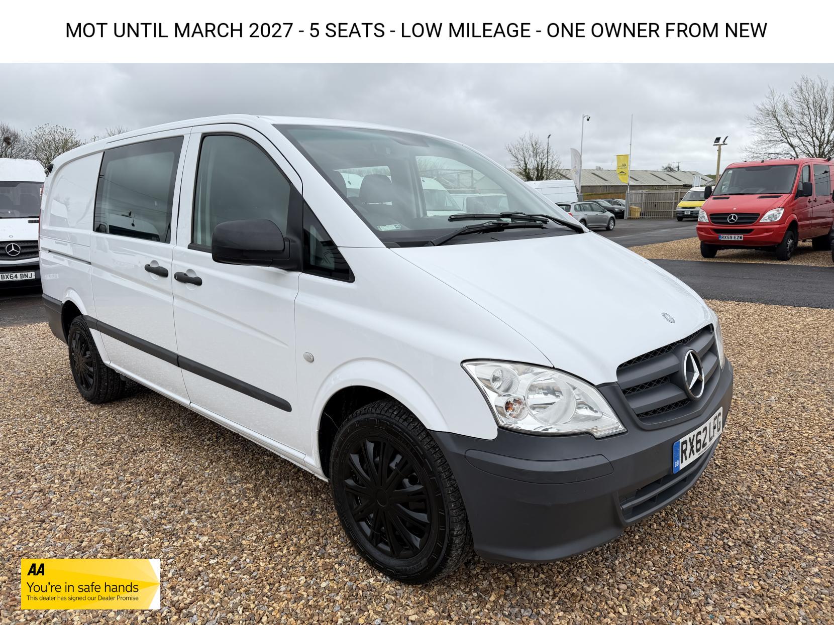 Mercedes-Benz Vito 2.1 113 CDi Dualiner Minibus 5dr Diesel Manual L1 (198 g/km, 136 bhp)