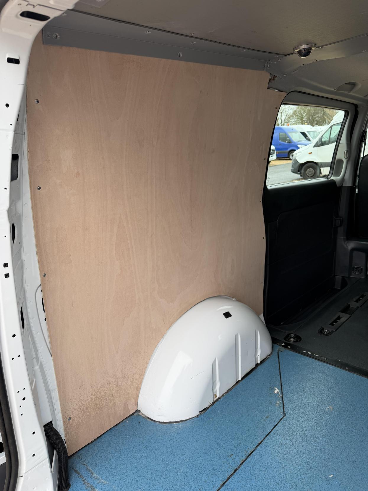 Mercedes-Benz Vito 2.1 113 CDi Dualiner Minibus 5dr Diesel Manual L1 (198 g/km, 136 bhp)