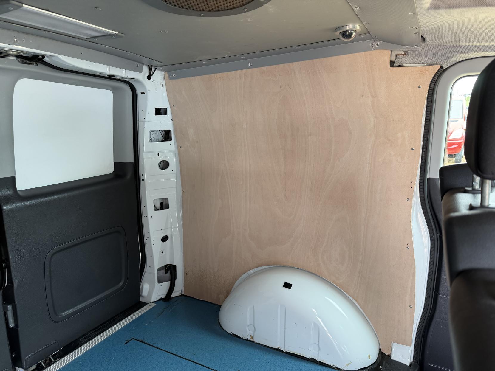 Mercedes-Benz Vito 2.1 113 CDi Dualiner Minibus 5dr Diesel Manual L1 (198 g/km, 136 bhp)