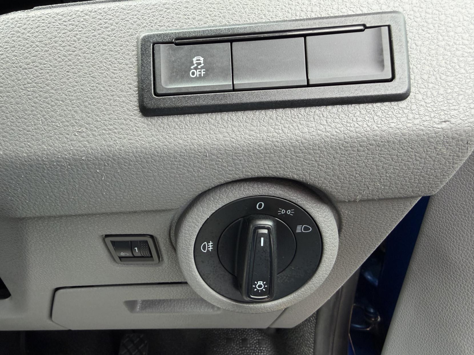 2021 Volkswagen Transporter 2.0 TDI T28 Startline Panel Van 5dr Diesel Manual FWD SWB Euro 6 (s/s) (110 ps) - Thumbnail 34