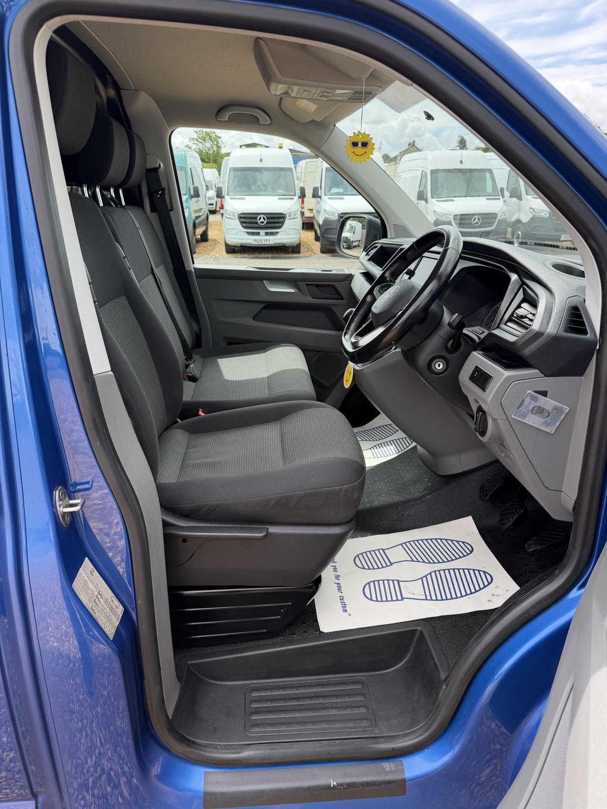 2021 Volkswagen Transporter 2.0 TDI T28 Startline Panel Van 5dr Diesel Manual FWD SWB Euro 6 (s/s) (110 ps) - Thumbnail 15