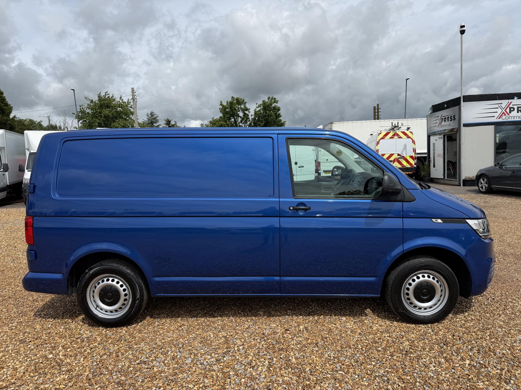 2021 Volkswagen Transporter 2.0 TDI T28 Startline Panel Van 5dr Diesel Manual FWD SWB Euro 6 (s/s) (110 ps) - Thumbnail 13