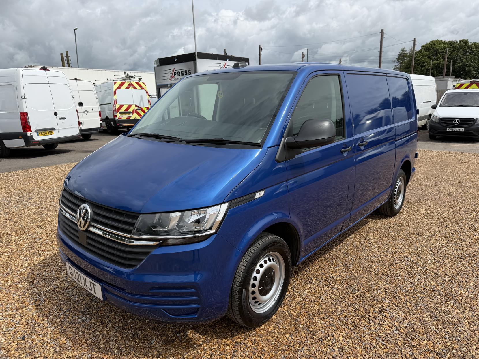 2021 Volkswagen Transporter 2.0 TDI T28 Startline Panel Van 5dr Diesel Manual FWD SWB Euro 6 (s/s) (110 ps) - Thumbnail 8