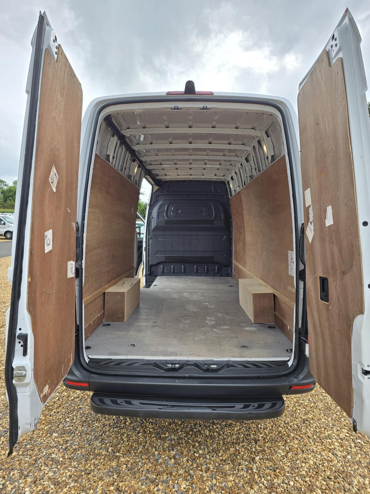 Mercedes-Benz Sprinter 2.1 311 CDI Panel Van 5dr Diesel Manual RWD L3 H2 Euro 6 (114 ps)
