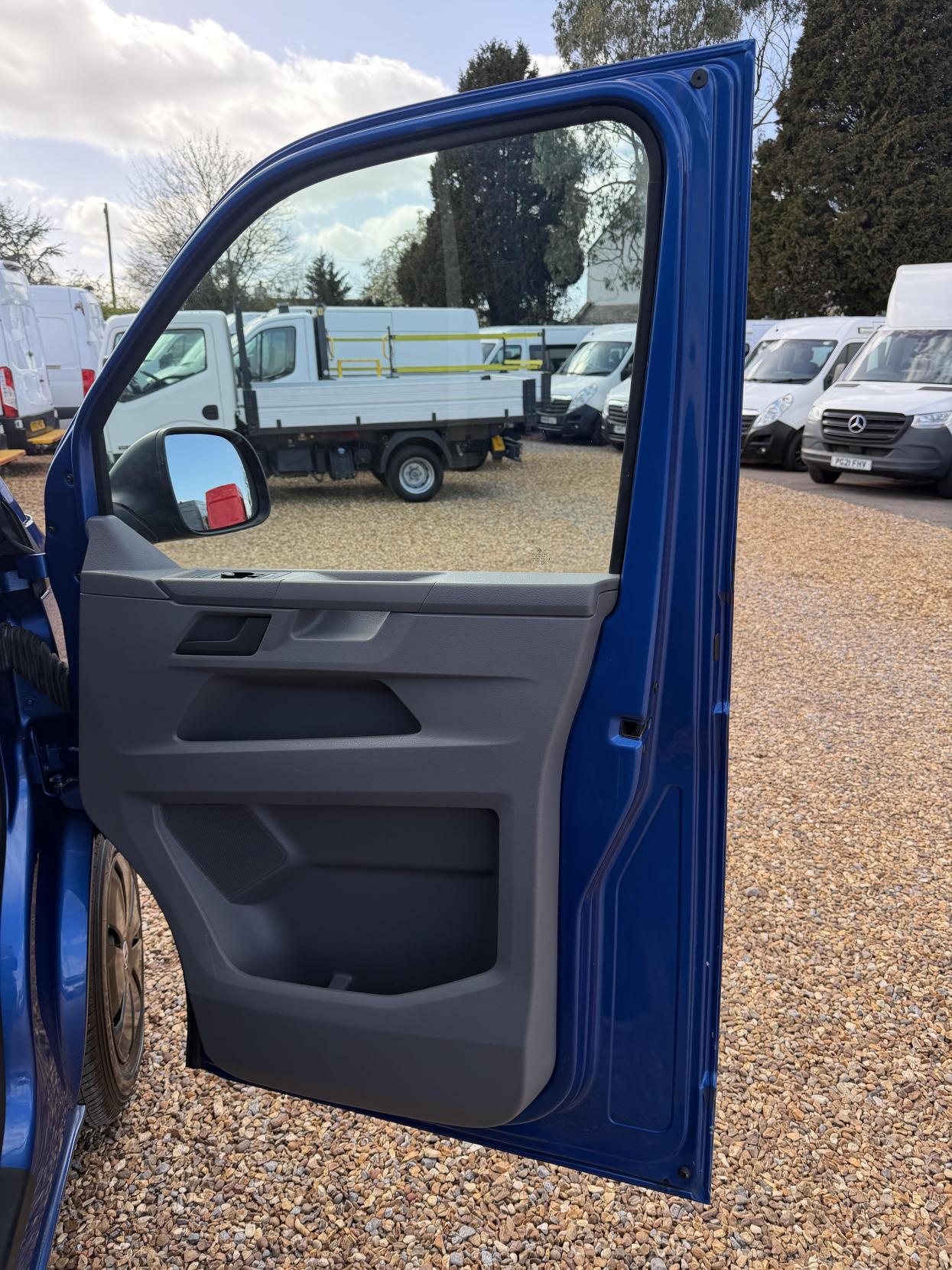 Volkswagen Transporter 2.0 TDI T28 Startline Panel Van 5dr Diesel Manual FWD SWB Euro 6 (s/s) (110 ps)