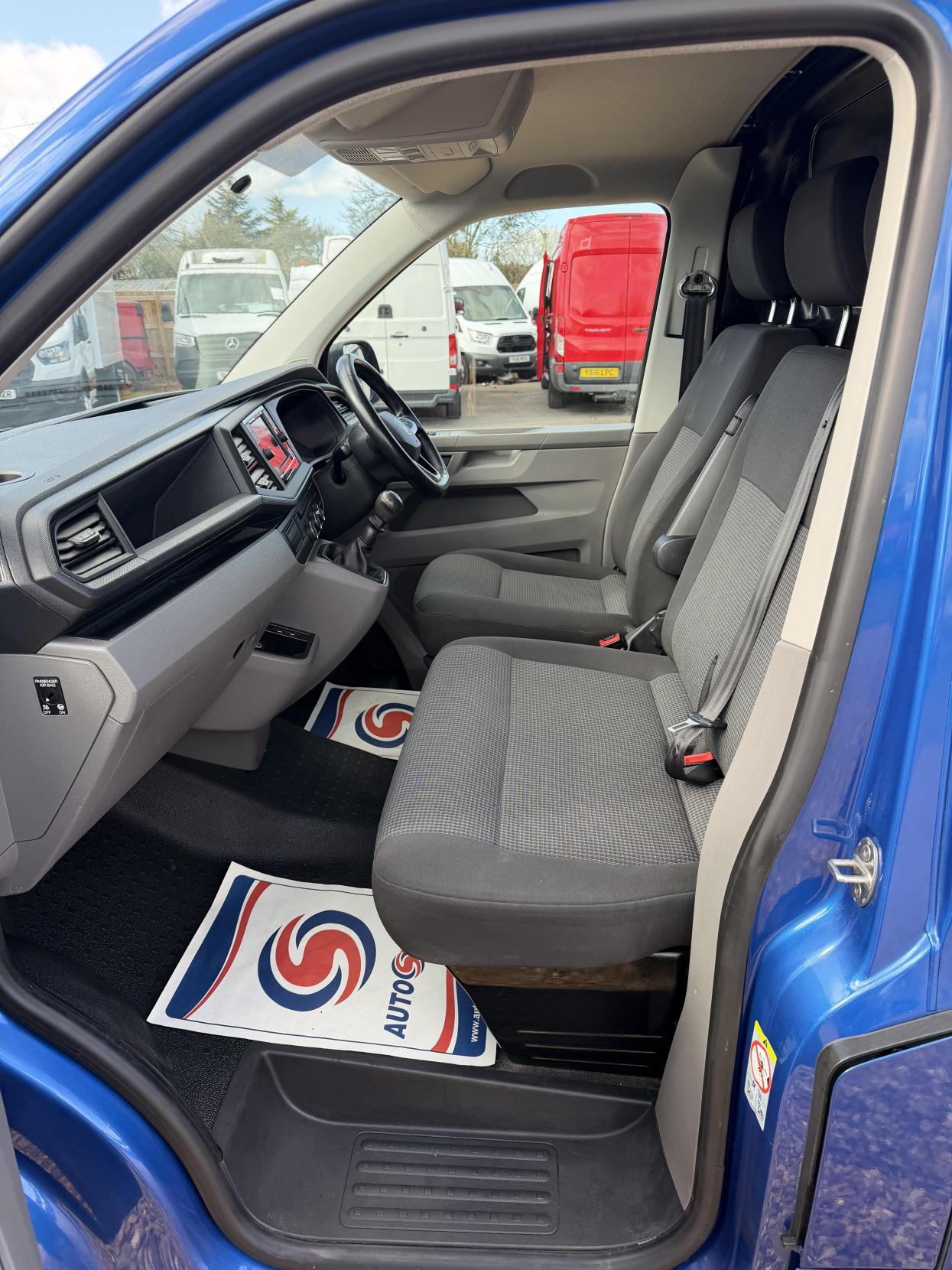 Volkswagen Transporter 2.0 TDI T28 Startline Panel Van 5dr Diesel Manual FWD SWB Euro 6 (s/s) (110 ps)