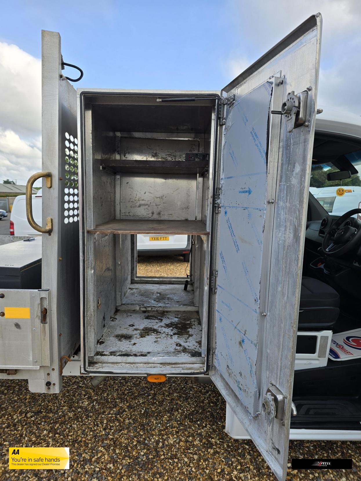 Mercedes-Benz Sprinter Sprinter 2.1 316 CDI Ready To Work Dropside 2dr Diesel Manual RWD L3 Euro 6 (163 ps)