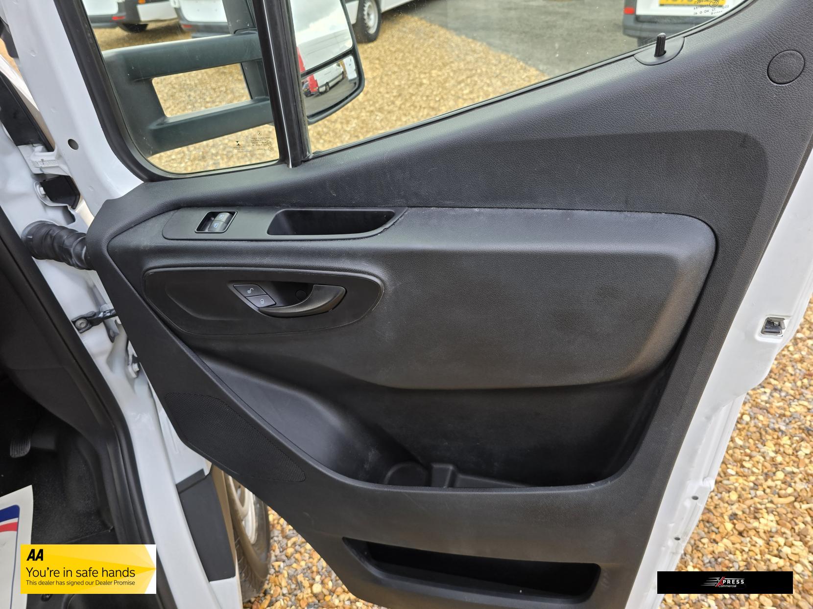 Mercedes-Benz Sprinter Sprinter 2.1 316 CDI Ready To Work Dropside 2dr Diesel Manual RWD L3 Euro 6 (163 ps)