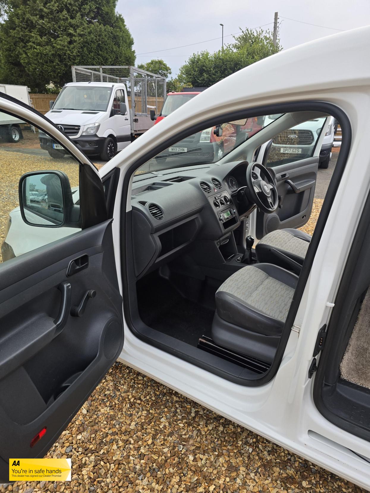 Volkswagen Caddy 1.6 TDI BlueMotion Tech C20 Panel Van 4dr Diesel Manual L1 H1 (139 g/km, 74 bhp)