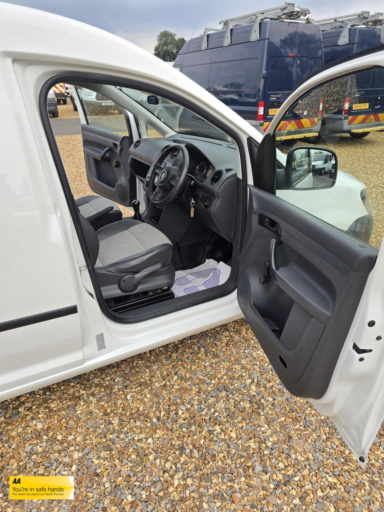 Volkswagen Caddy 1.6 TDI BlueMotion Tech C20 Panel Van 4dr Diesel Manual L1 H1 (139 g/km, 74 bhp)