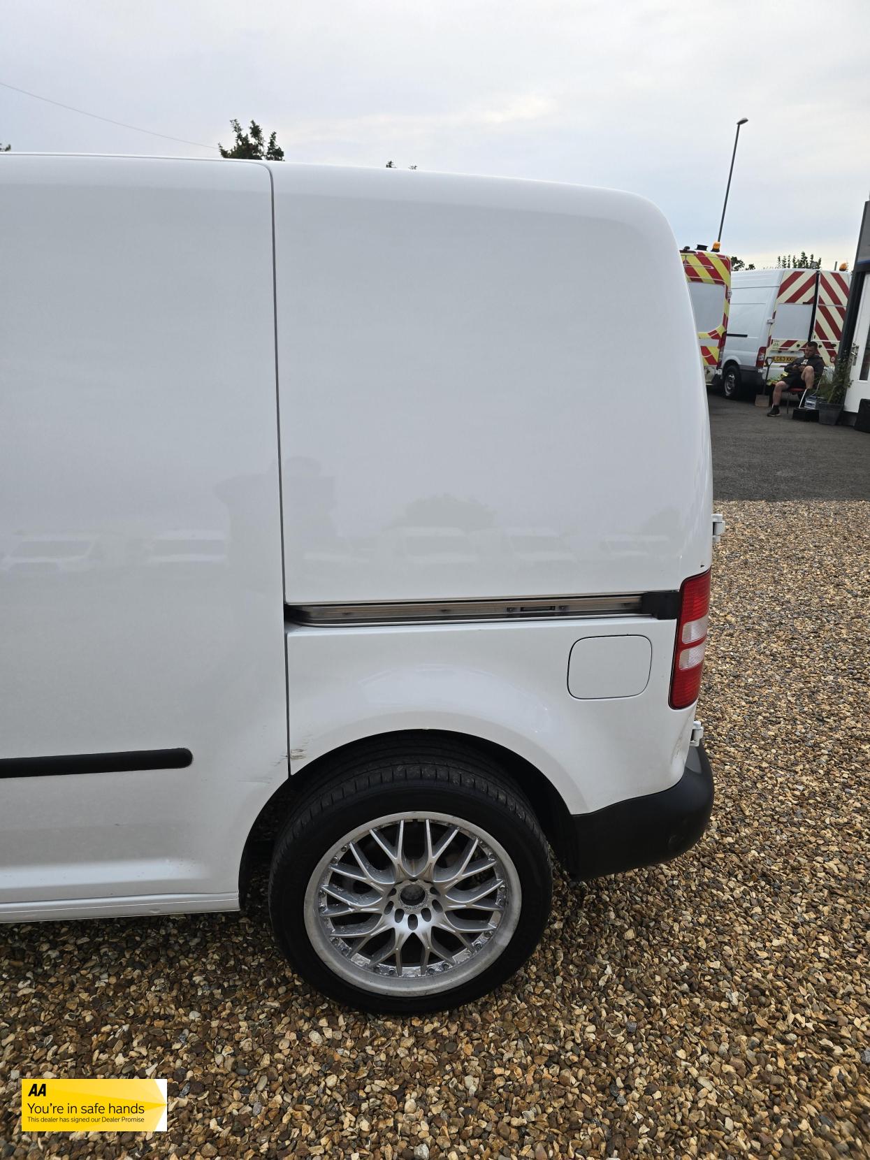 Volkswagen Caddy 1.6 TDI BlueMotion Tech C20 Panel Van 4dr Diesel Manual L1 H1 (139 g/km, 74 bhp)
