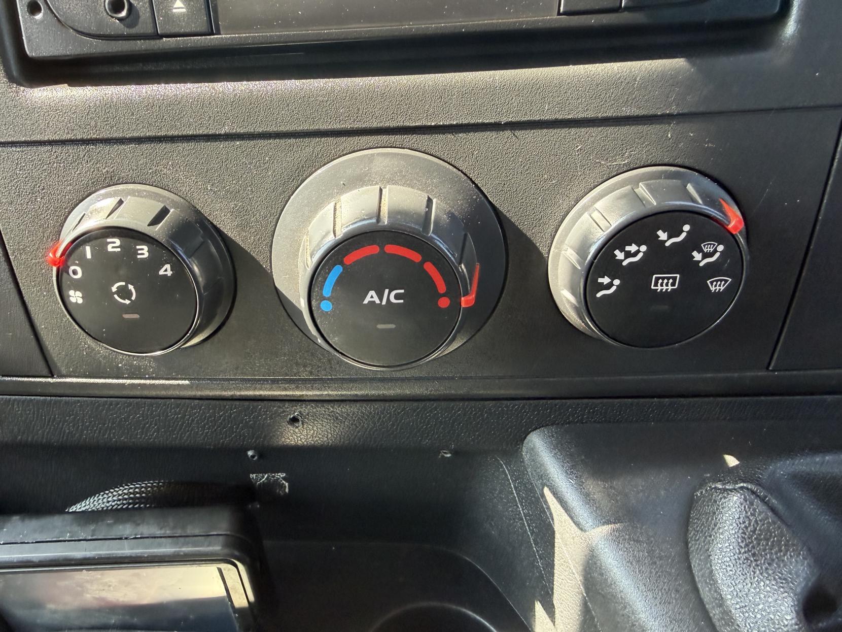 2018 Vauxhall Movano 2.3 CDTi 3500 Panel Van 5dr Diesel Manual FWD L2 H2 Euro 6 (130 ps) - Thumbnail 28
