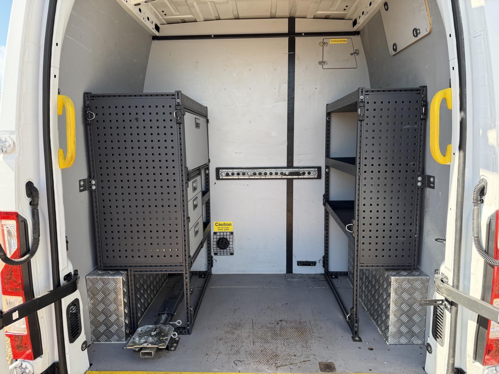 2018 Vauxhall Movano 2.3 CDTi 3500 Panel Van 5dr Diesel Manual FWD L2 H2 Euro 6 (130 ps) - Thumbnail 49