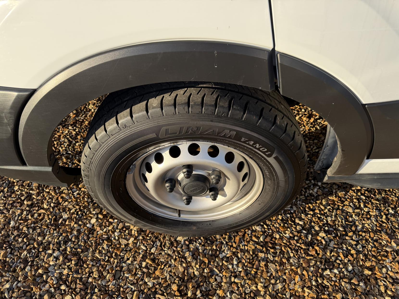 Ford Transit 2.0 350 EcoBlue Leader Panel Van 5dr Diesel Manual FWD L3 H3 Euro 6 (s/s) (105 ps)