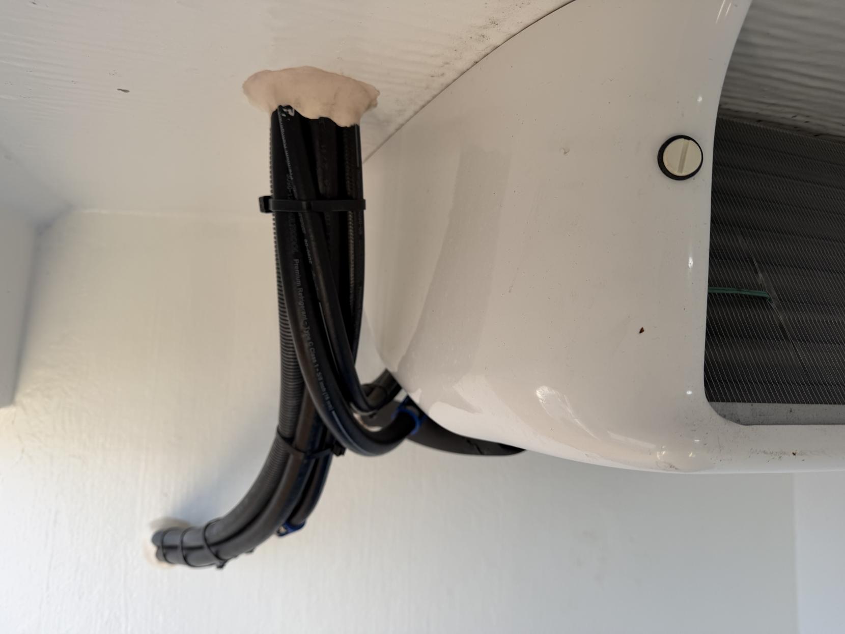 Ford Transit 2.0 350 EcoBlue Leader Panel Van 5dr Diesel Manual FWD L3 H3 Euro 6 (s/s) (105 ps)