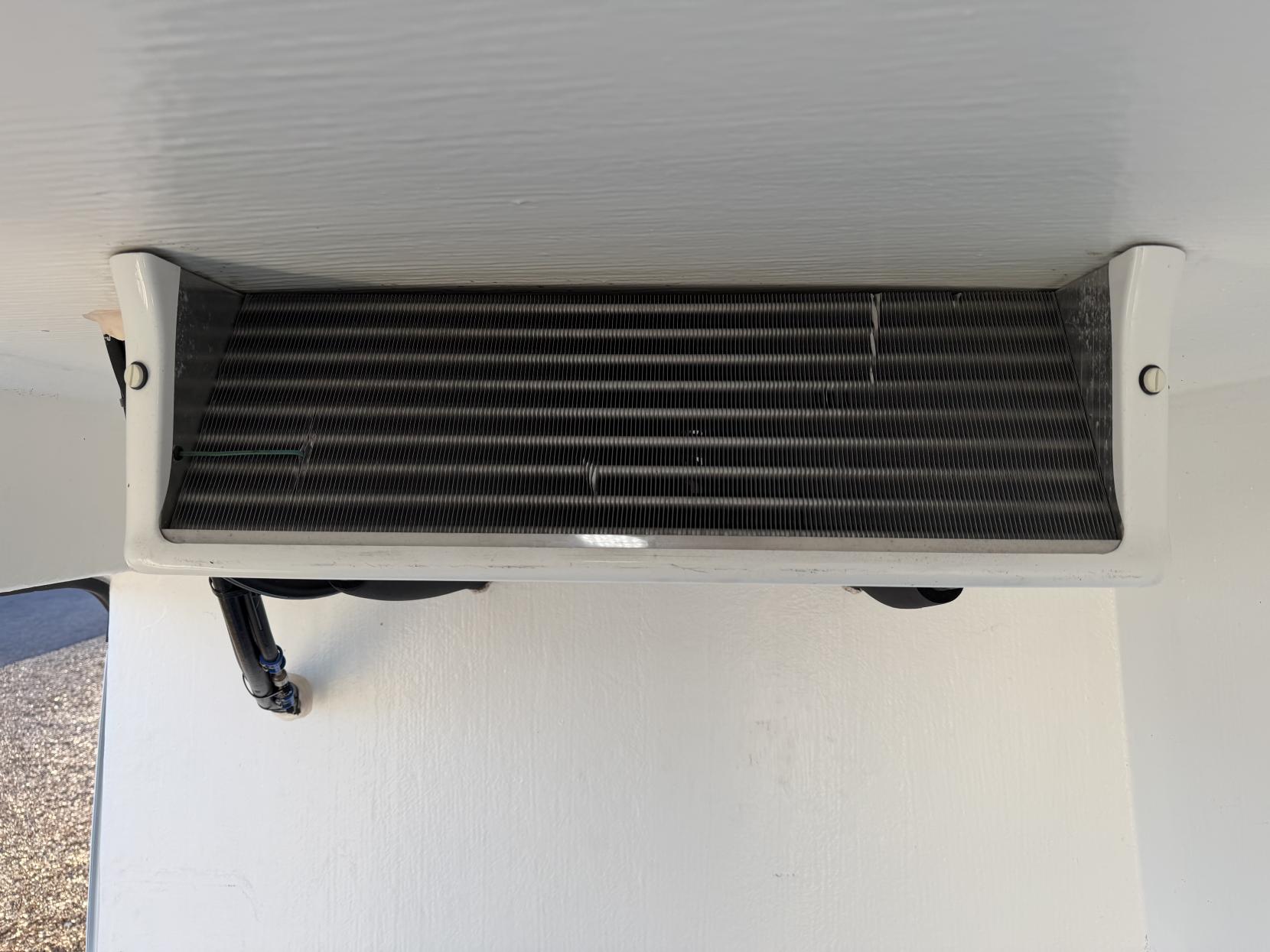 Ford Transit 2.0 350 EcoBlue Leader Panel Van 5dr Diesel Manual FWD L3 H3 Euro 6 (s/s) (105 ps)