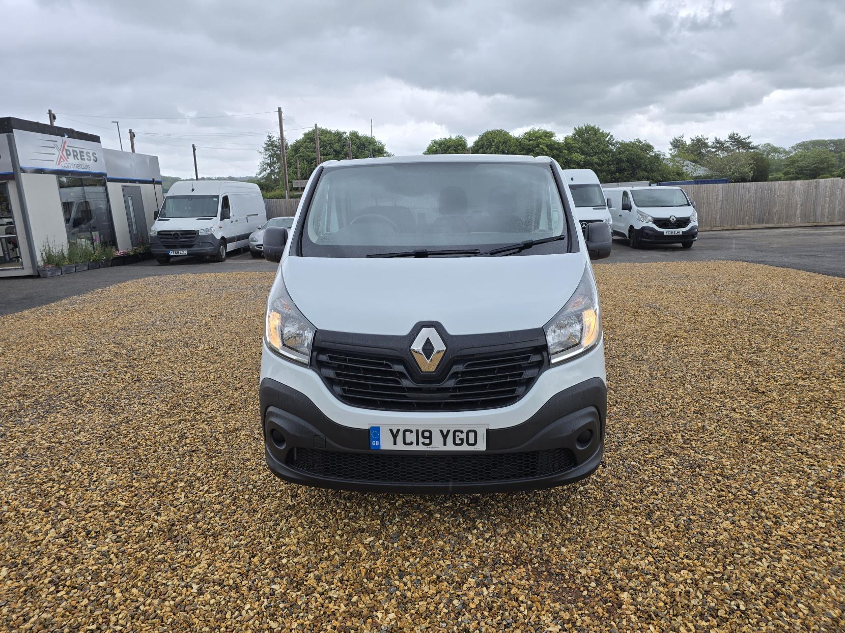 Renault Trafic 1.6 dCi 29 Business Panel Van 5dr Diesel Manual LWB Standard Roof Euro 6 (120 ps)