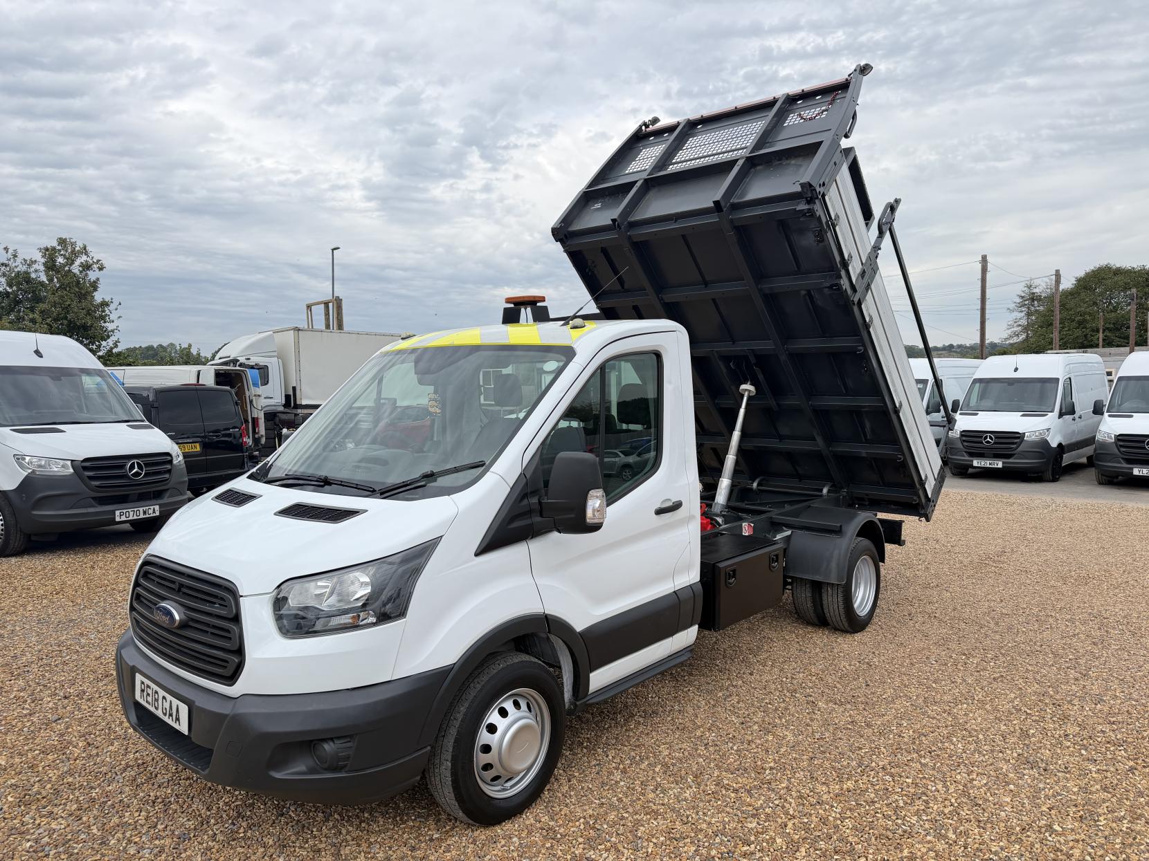 2018 Ford Transit 2.0 350 EcoBlue 1-Way Tipper 2dr Diesel Manual RWD L2 Euro 6 (1-Stop, DRW) (130 ps) - Thumbnail 7