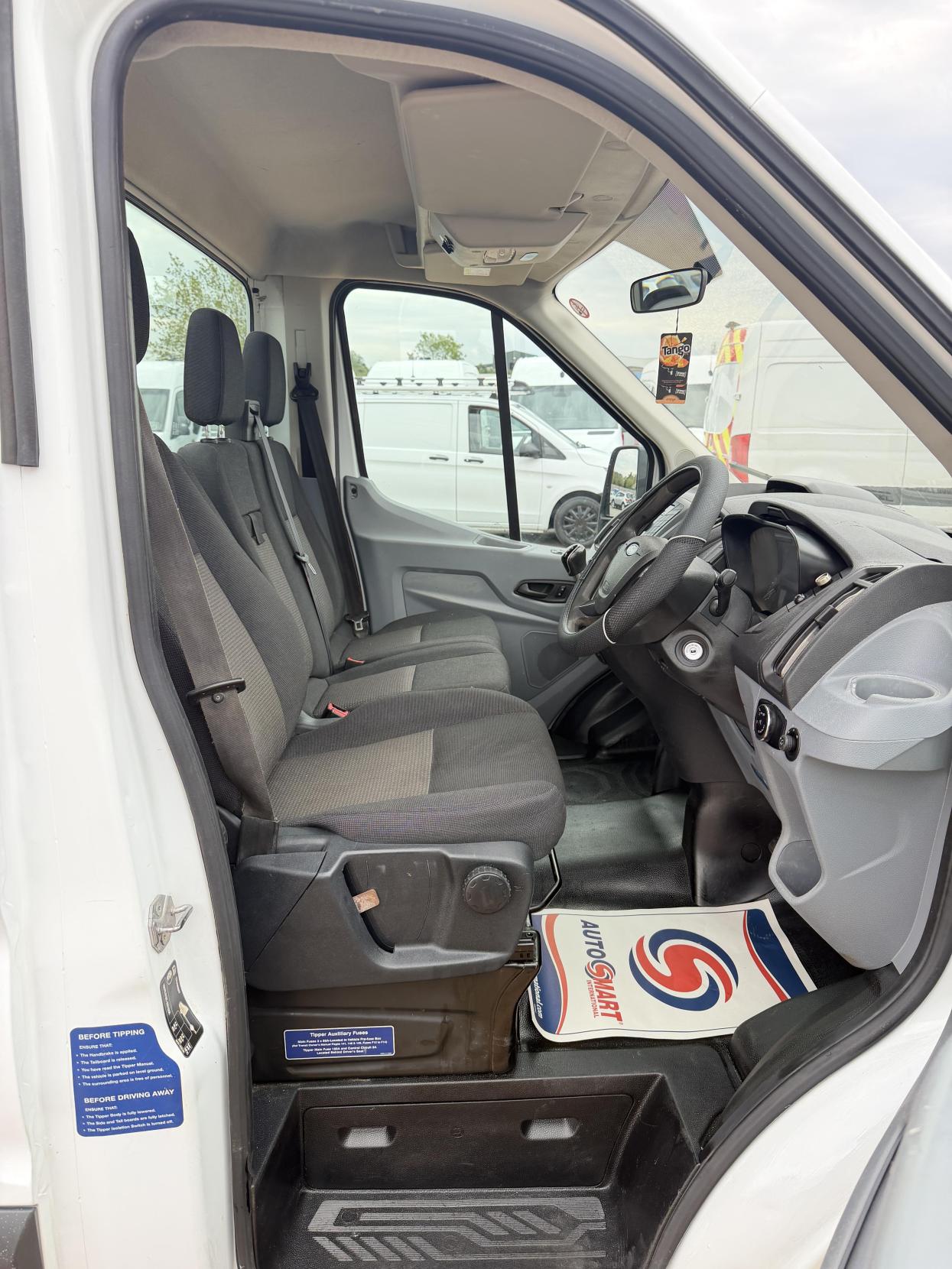2018 Ford Transit 2.0 350 EcoBlue 1-Way Tipper 2dr Diesel Manual RWD L2 Euro 6 (1-Stop, DRW) (130 ps) - Thumbnail 19