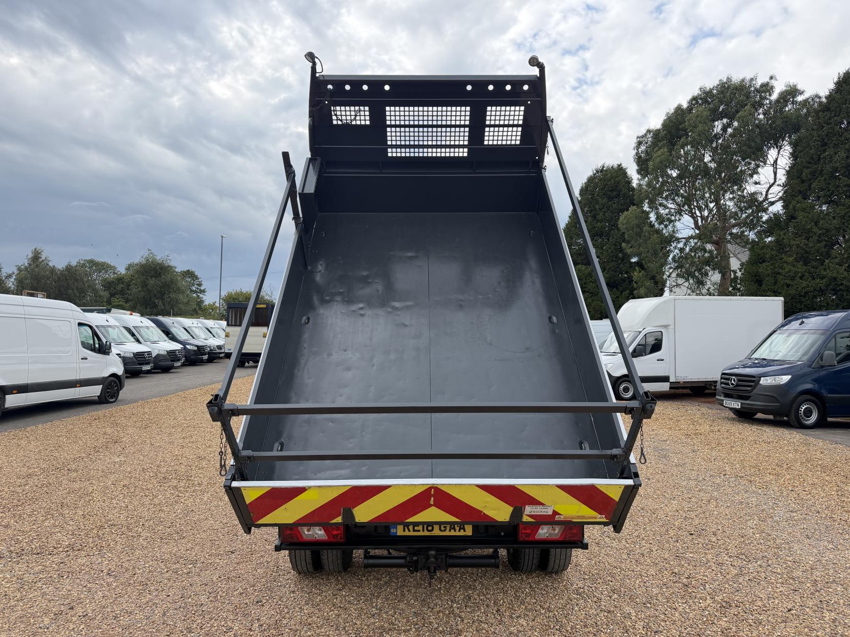 2018 Ford Transit 2.0 350 EcoBlue 1-Way Tipper 2dr Diesel Manual RWD L2 Euro 6 (1-Stop, DRW) (130 ps) - Thumbnail 8
