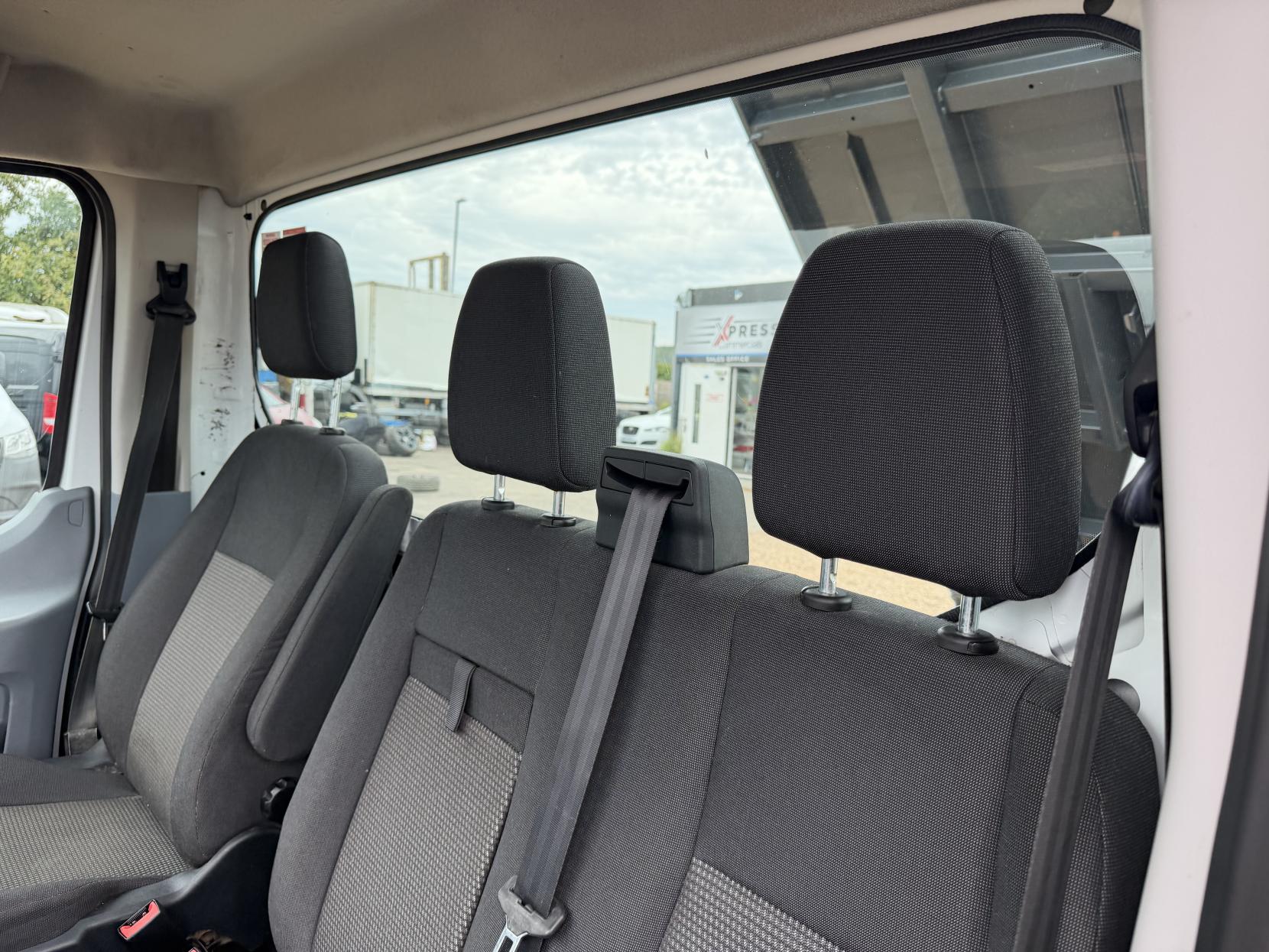 2018 Ford Transit 2.0 350 EcoBlue 1-Way Tipper 2dr Diesel Manual RWD L2 Euro 6 (1-Stop, DRW) (130 ps) - Thumbnail 20