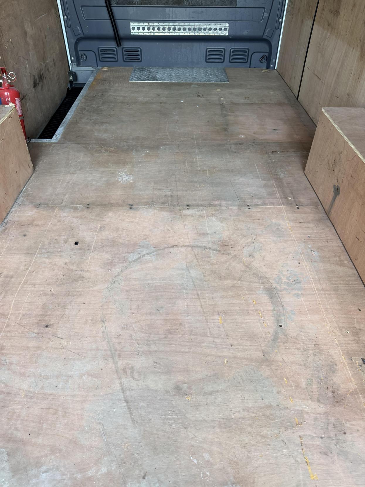 Mercedes-Benz Sprinter 2.1 314 CDi Panel Van 5dr Diesel Manual RWD L2 (213 g/km, 140 bhp)