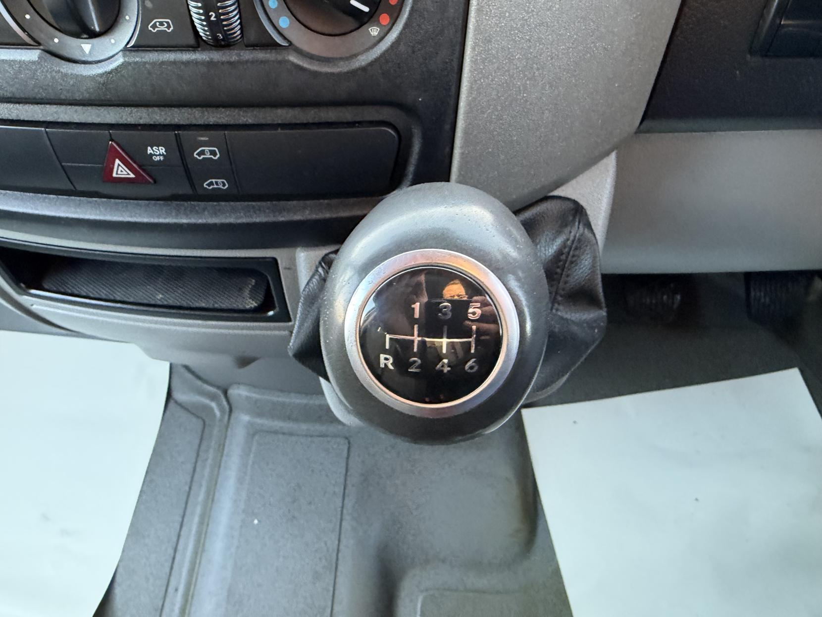 Mercedes-Benz Sprinter 2.1 314 CDi Panel Van 5dr Diesel Manual RWD L2 (213 g/km, 140 bhp)