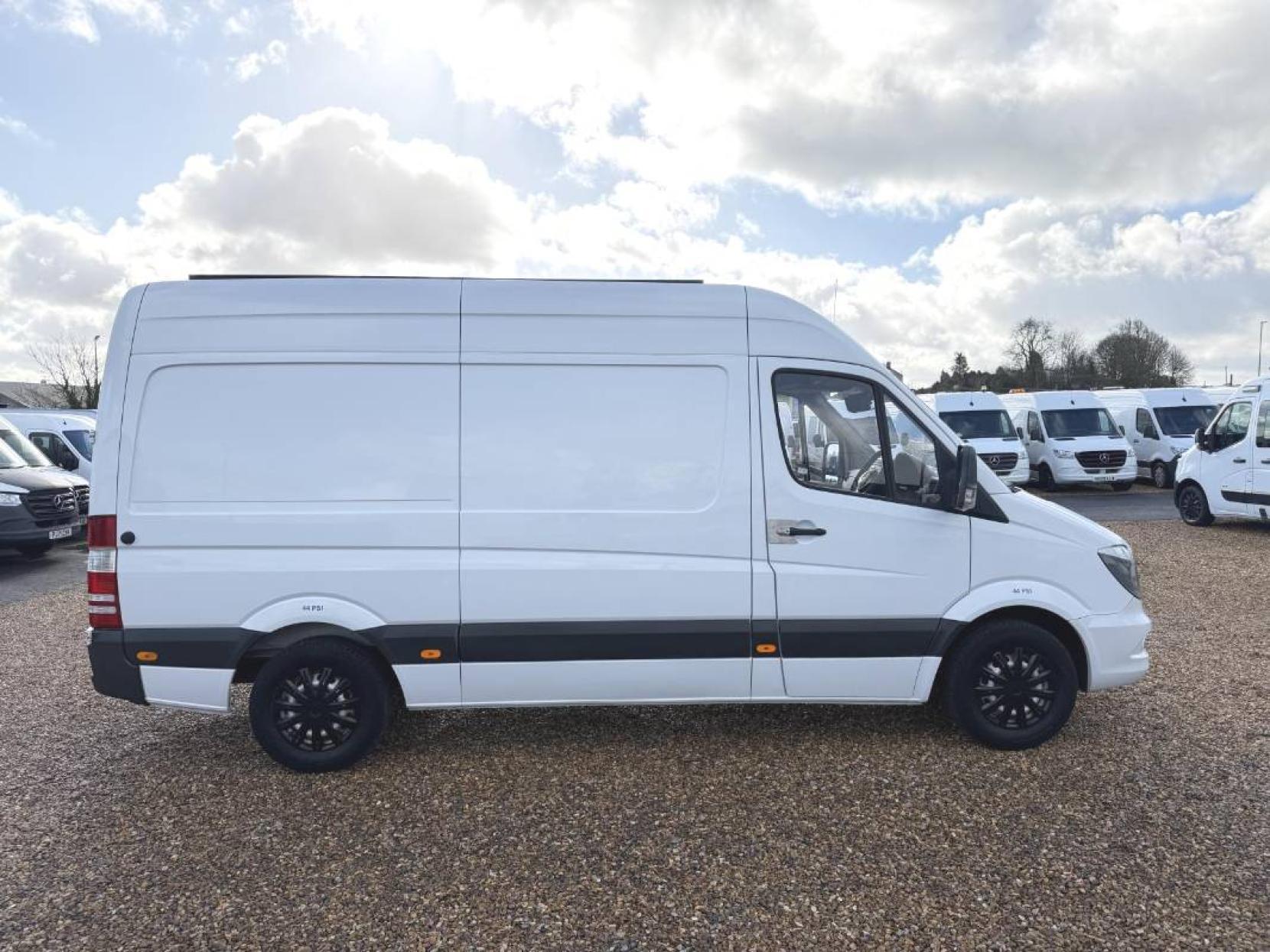 Mercedes-Benz Sprinter 2.1 314 CDi Panel Van 5dr Diesel Manual RWD L2 (213 g/km, 140 bhp)
