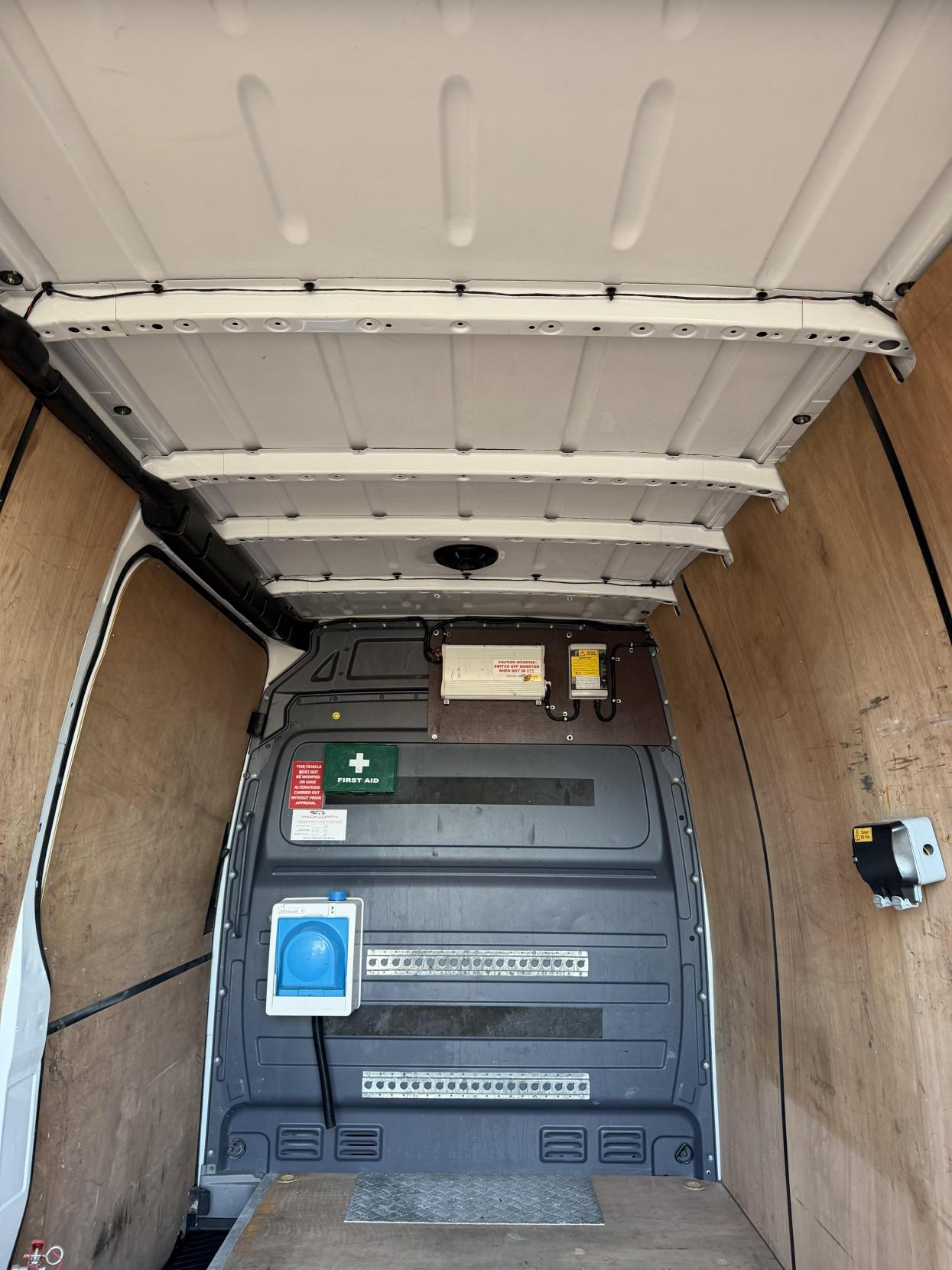 Mercedes-Benz Sprinter 2.1 314 CDi Panel Van 5dr Diesel Manual RWD L2 (213 g/km, 140 bhp)