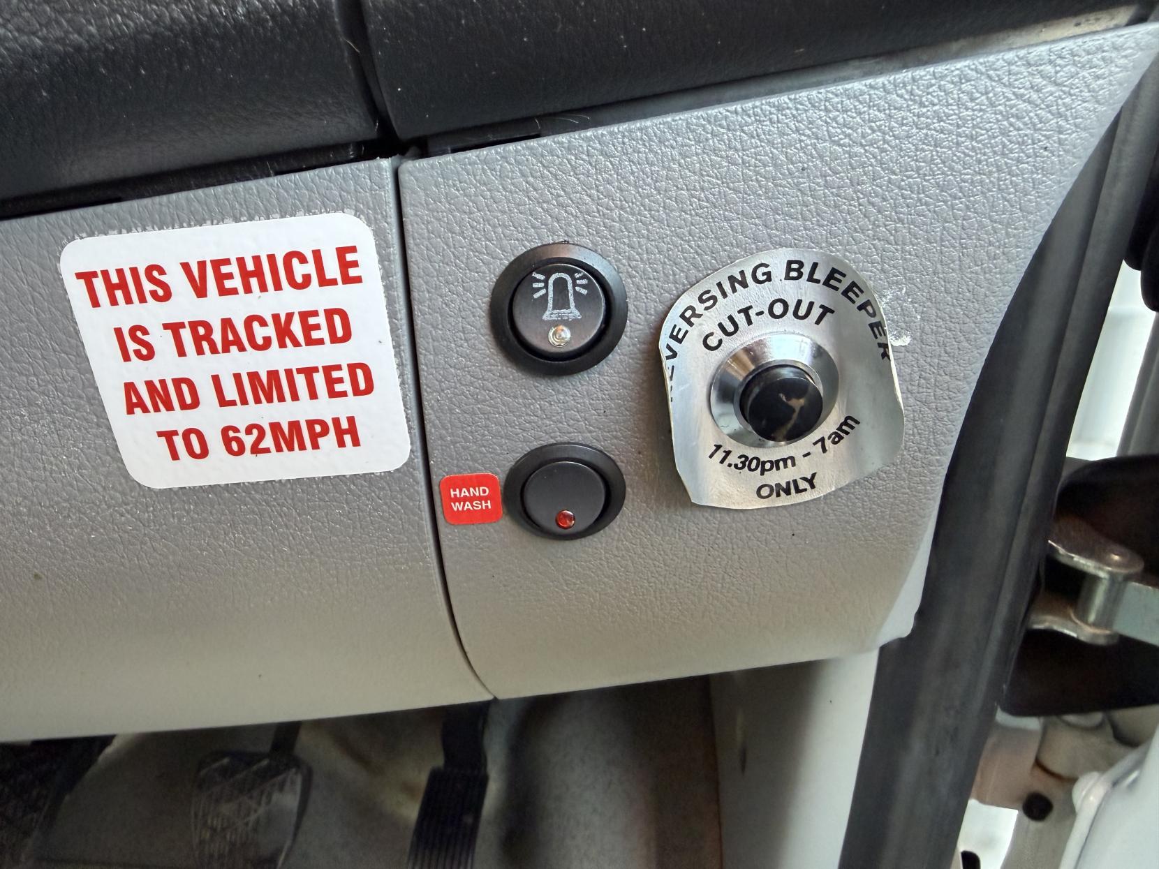 Mercedes-Benz Sprinter 2.1 314 CDi Panel Van 5dr Diesel Manual RWD L2 (213 g/km, 140 bhp)