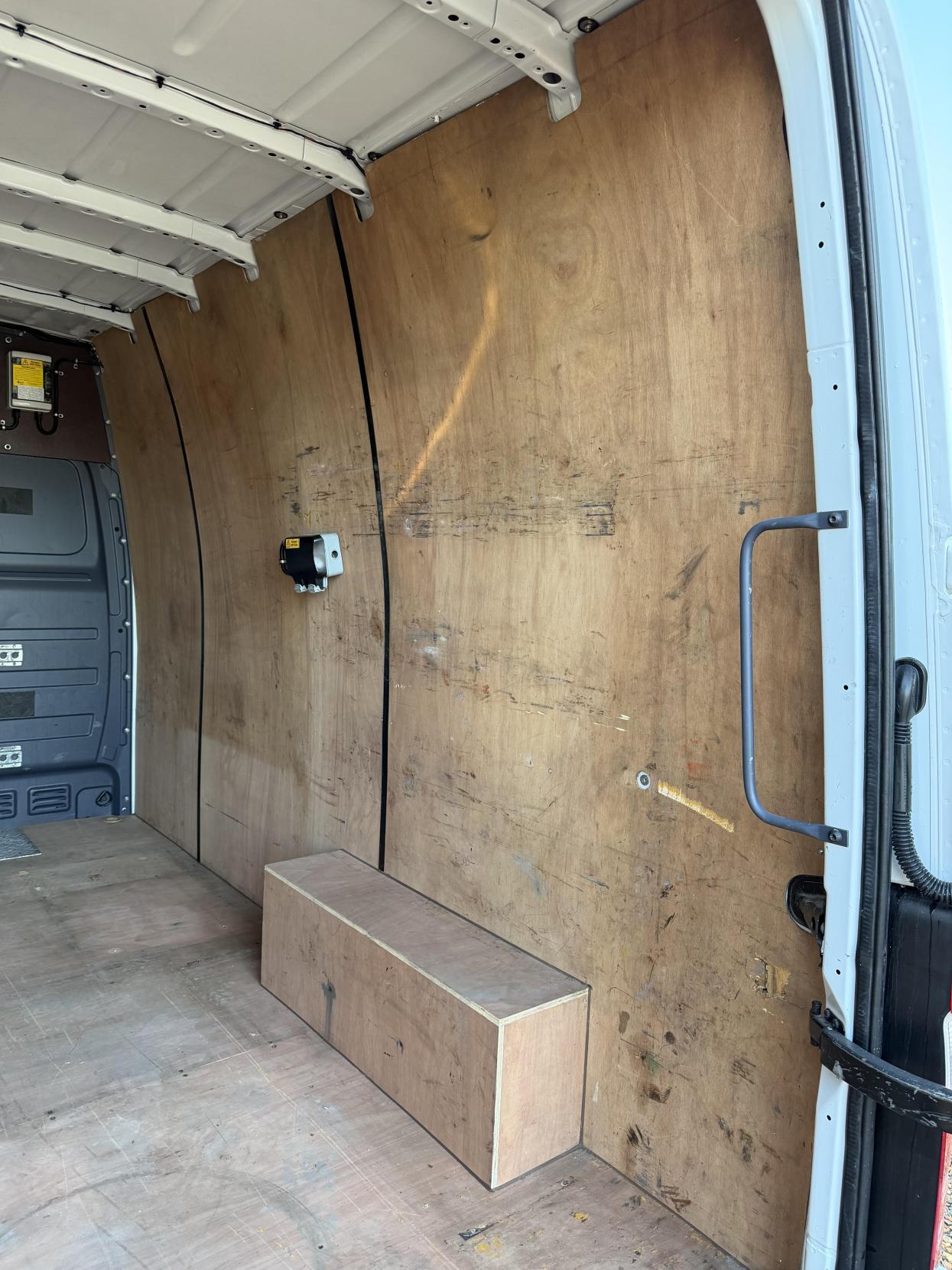 Mercedes-Benz Sprinter 2.1 314 CDi Panel Van 5dr Diesel Manual RWD L2 (213 g/km, 140 bhp)