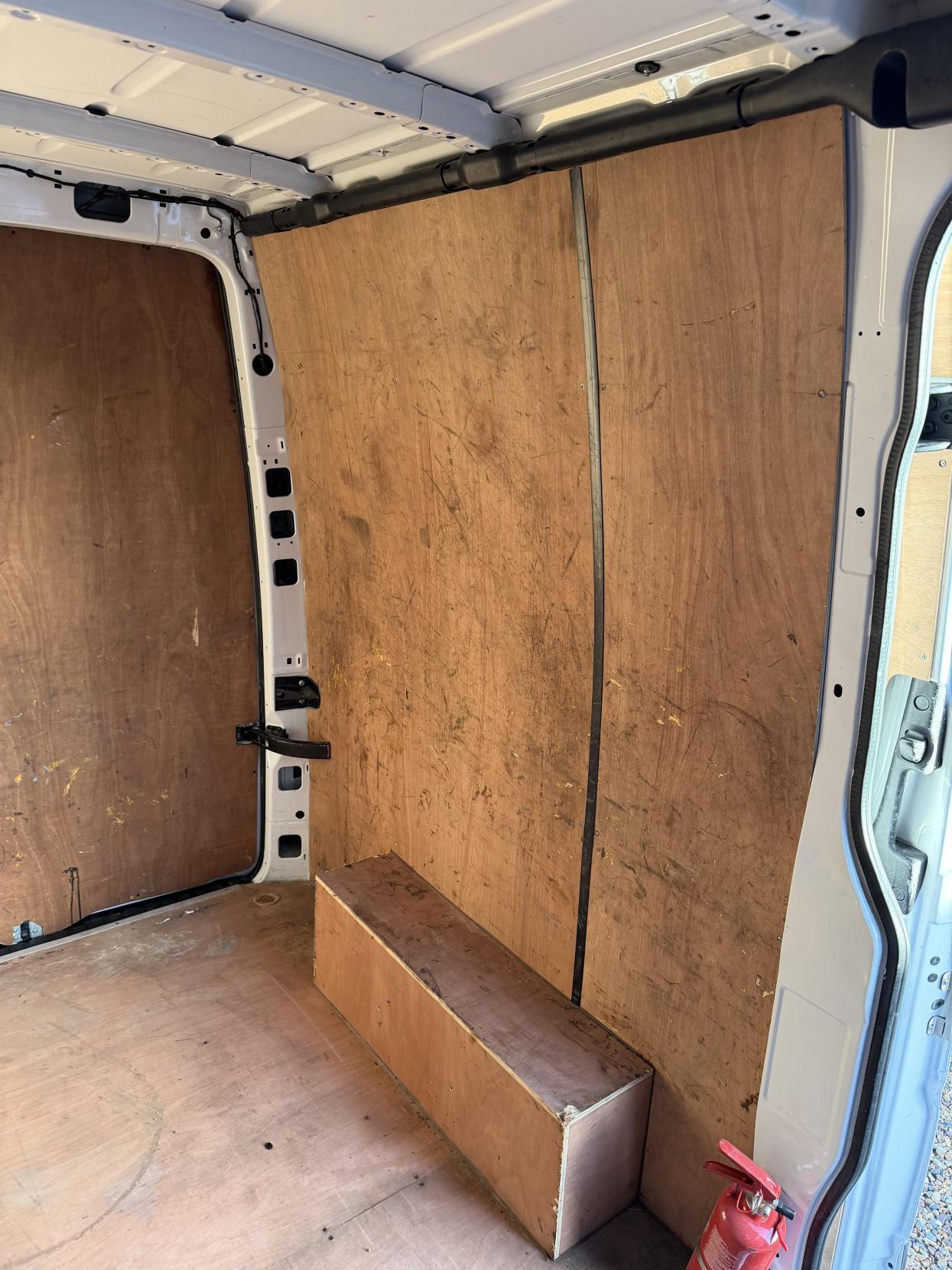 Mercedes-Benz Sprinter 2.1 314 CDi Panel Van 5dr Diesel Manual RWD L2 (213 g/km, 140 bhp)