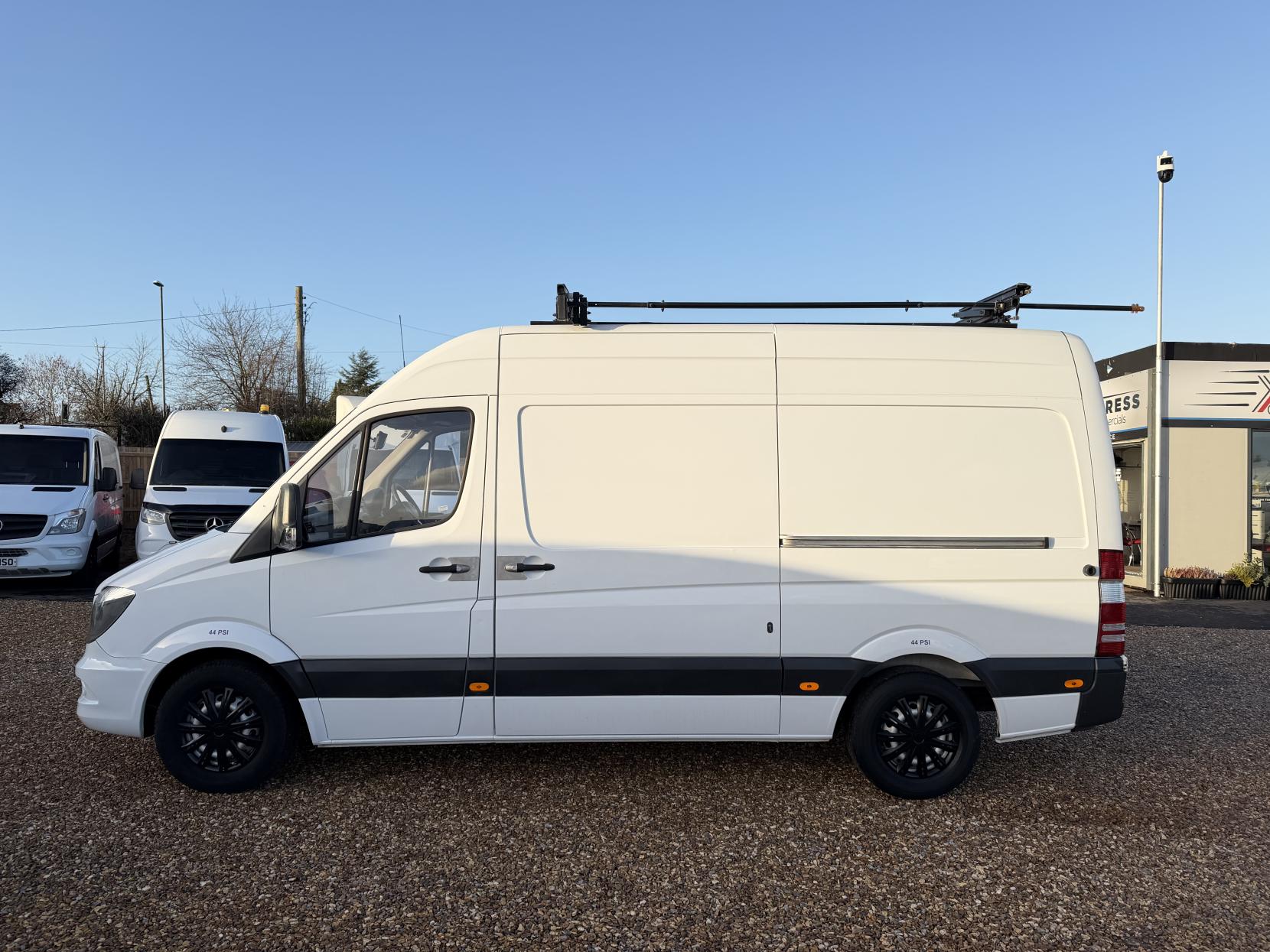 Mercedes-Benz Sprinter 2.1 314 CDi Panel Van 5dr Diesel Manual RWD L2 (213 g/km, 140 bhp)