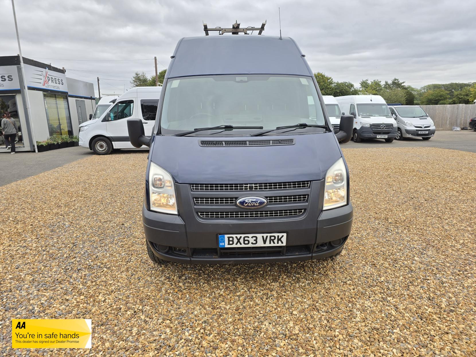 Ford Transit 2.2 TDCi 350 Panel Van 5dr Diesel Manual FWD L2 H1 (209 g/km, 123 bhp)