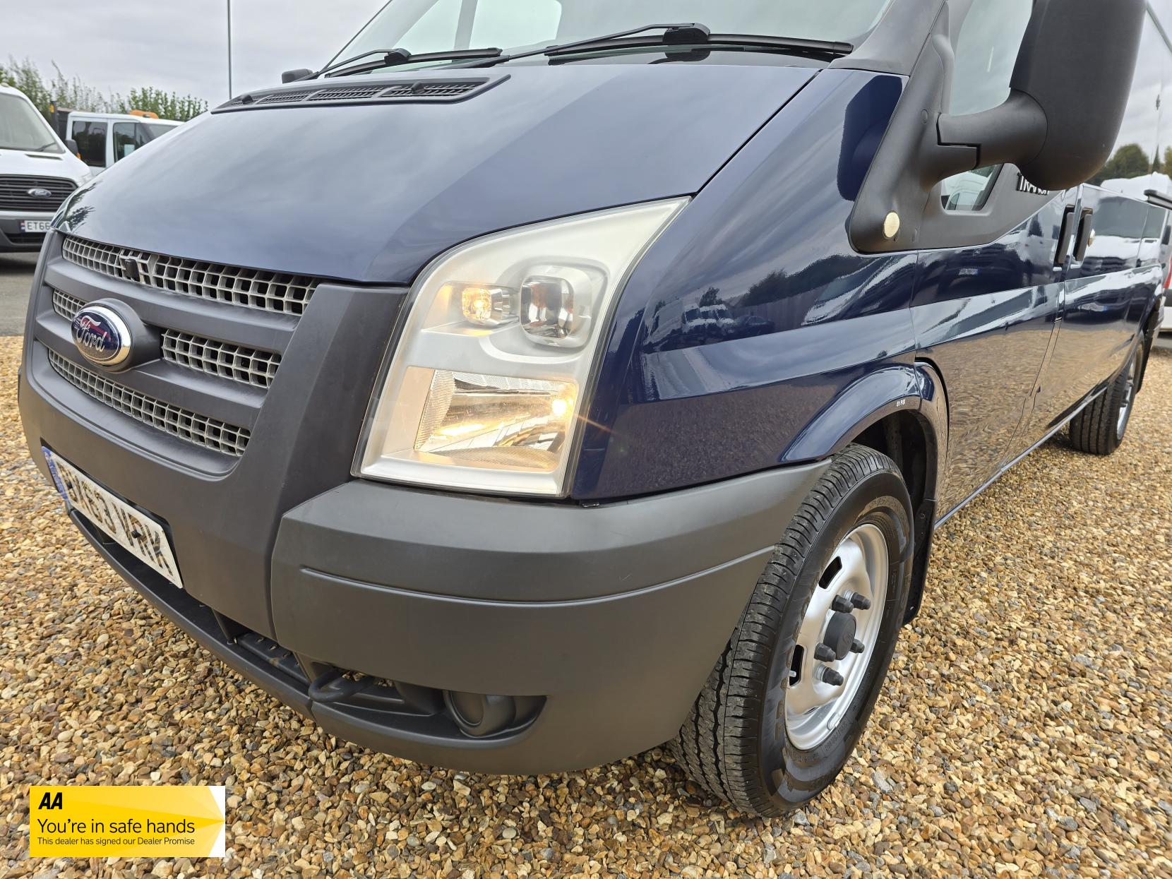 Ford Transit 2.2 TDCi 350 Panel Van 5dr Diesel Manual FWD L2 H1 (209 g/km, 123 bhp)