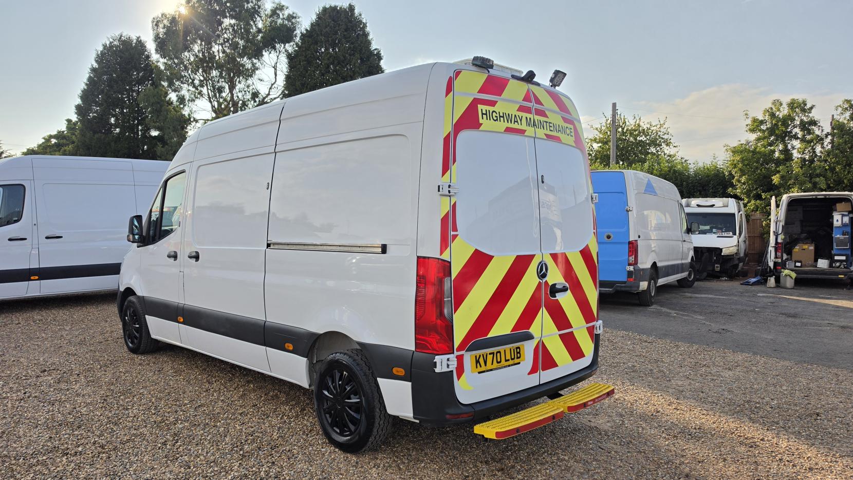 2020 Mercedes-Benz Sprinter 2.1 314 CDI Panel Van 5dr Diesel Manual FWD L2 H2 Euro 6 (143 ps) - Thumbnail 9