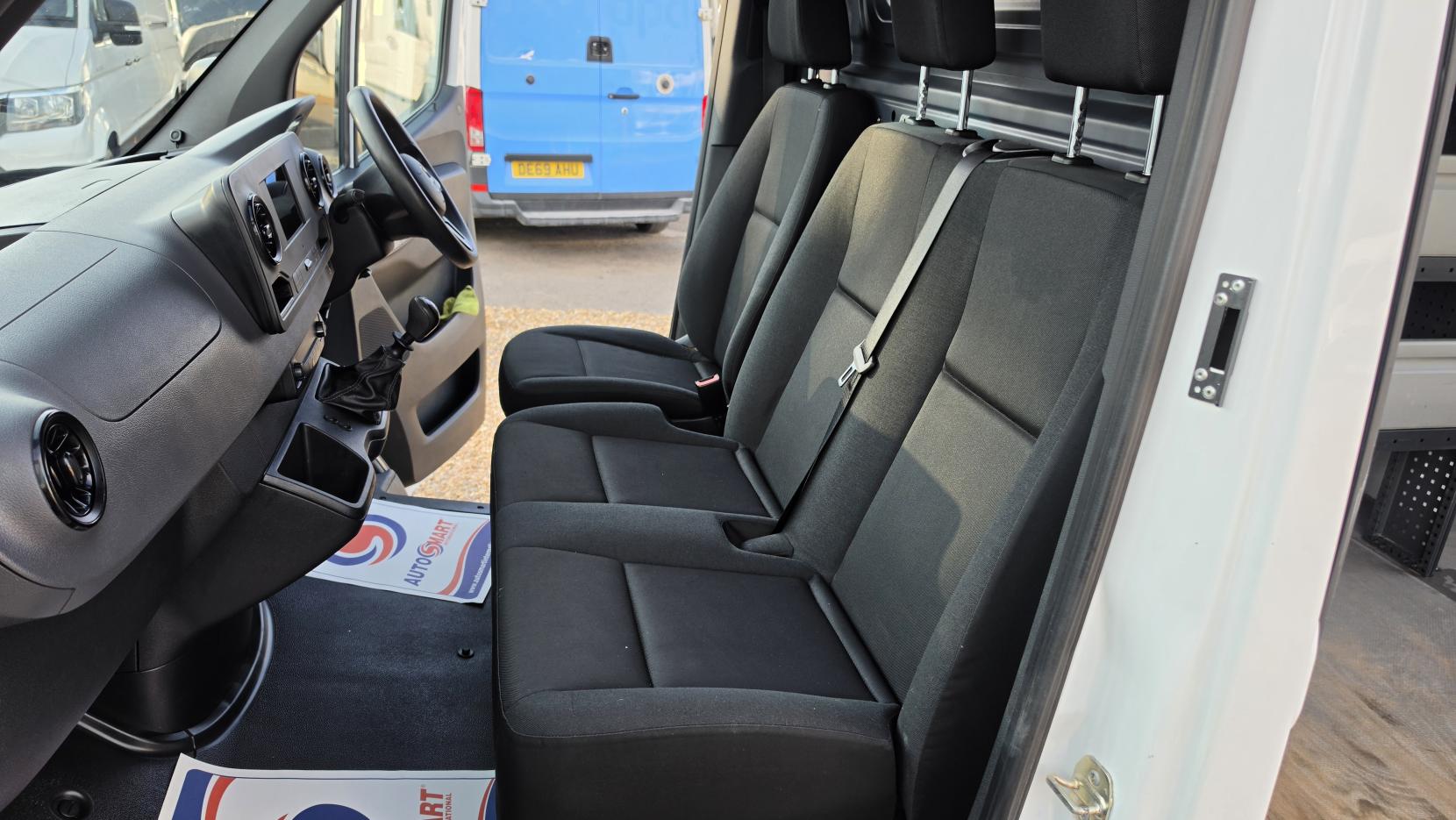 2020 Mercedes-Benz Sprinter 2.1 314 CDI Panel Van 5dr Diesel Manual FWD L2 H2 Euro 6 (143 ps) - Thumbnail 30
