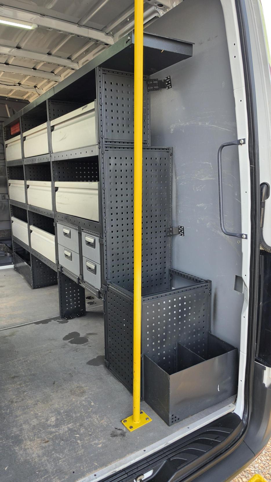 2020 Mercedes-Benz Sprinter 2.1 314 CDI Panel Van 5dr Diesel Manual FWD L2 H2 Euro 6 (143 ps) - Thumbnail 21